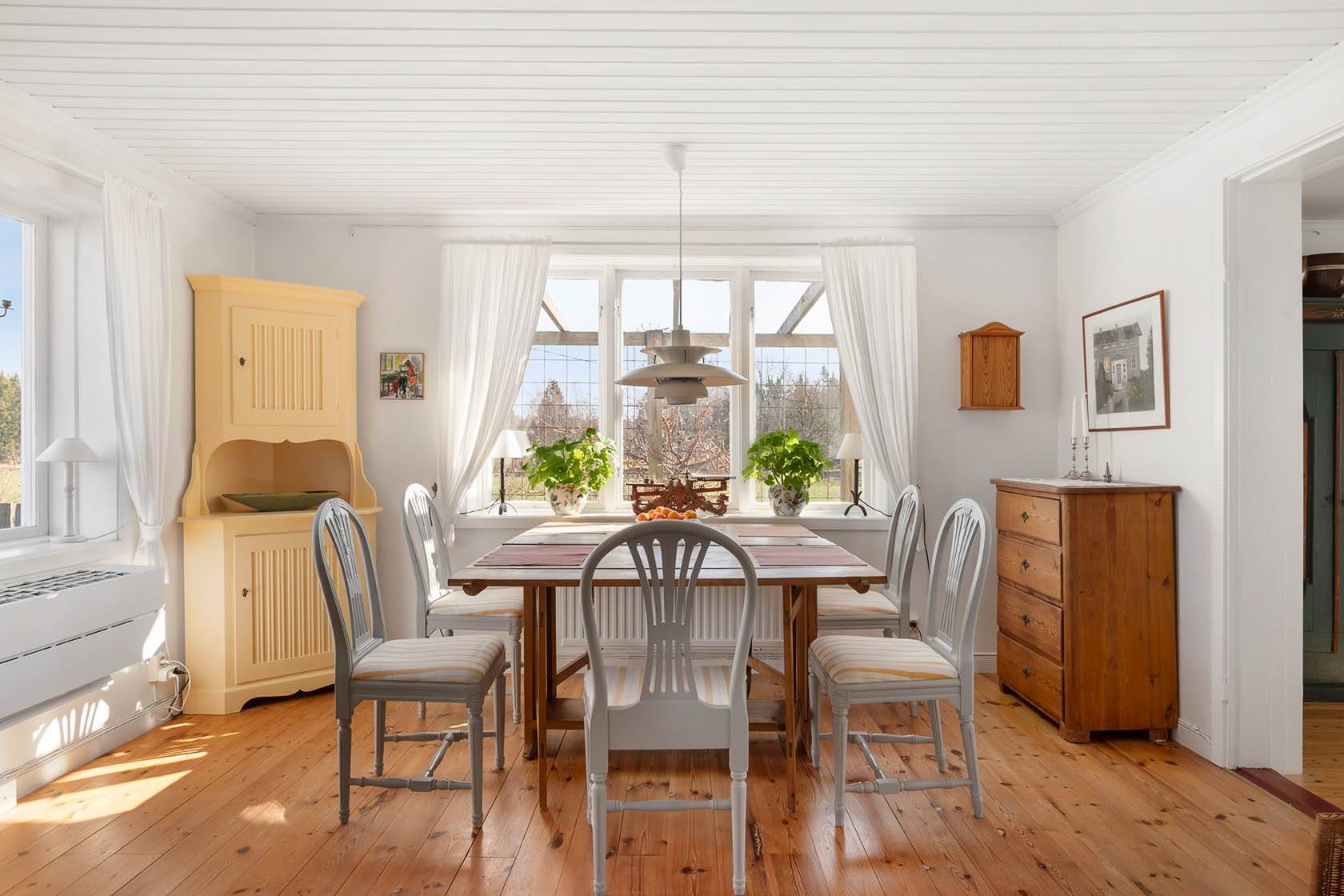 4 rum Vinterbonat fritidshus på Sjöängsbacken 1 Väddö Norrtälje kommun - bild 5