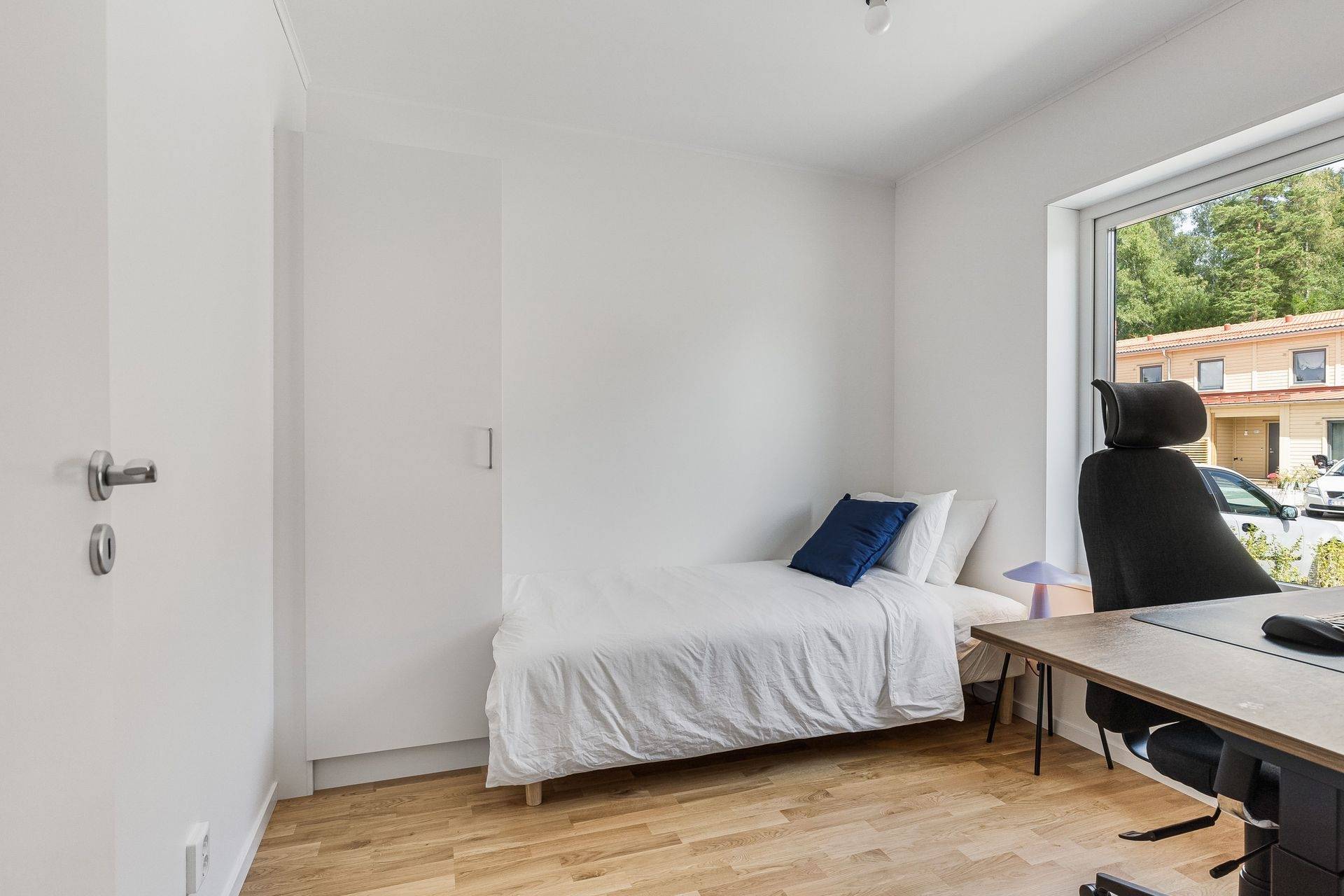 5 rum Radhus på Källarängsvägen 22D Stallarholmen-Sundby Strand Strängnäs kommun - bild 31