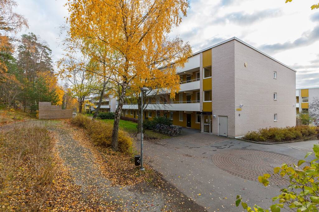 3 rum Lägenhet på Lomvägen 609, högst upp Kärrdal Sollentuna kommun - bild 15
