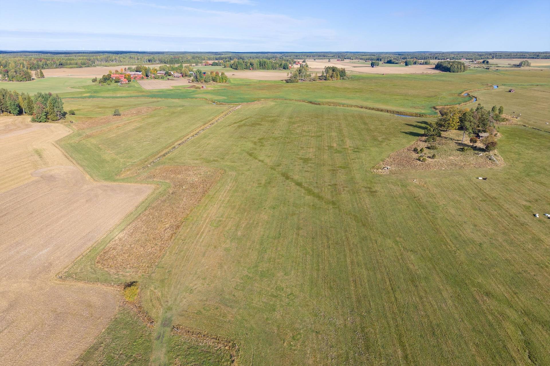 4 rum Gård med jordbruk på Islingbyvägen 12 Västerfärnebo Sala kommun - bild 52