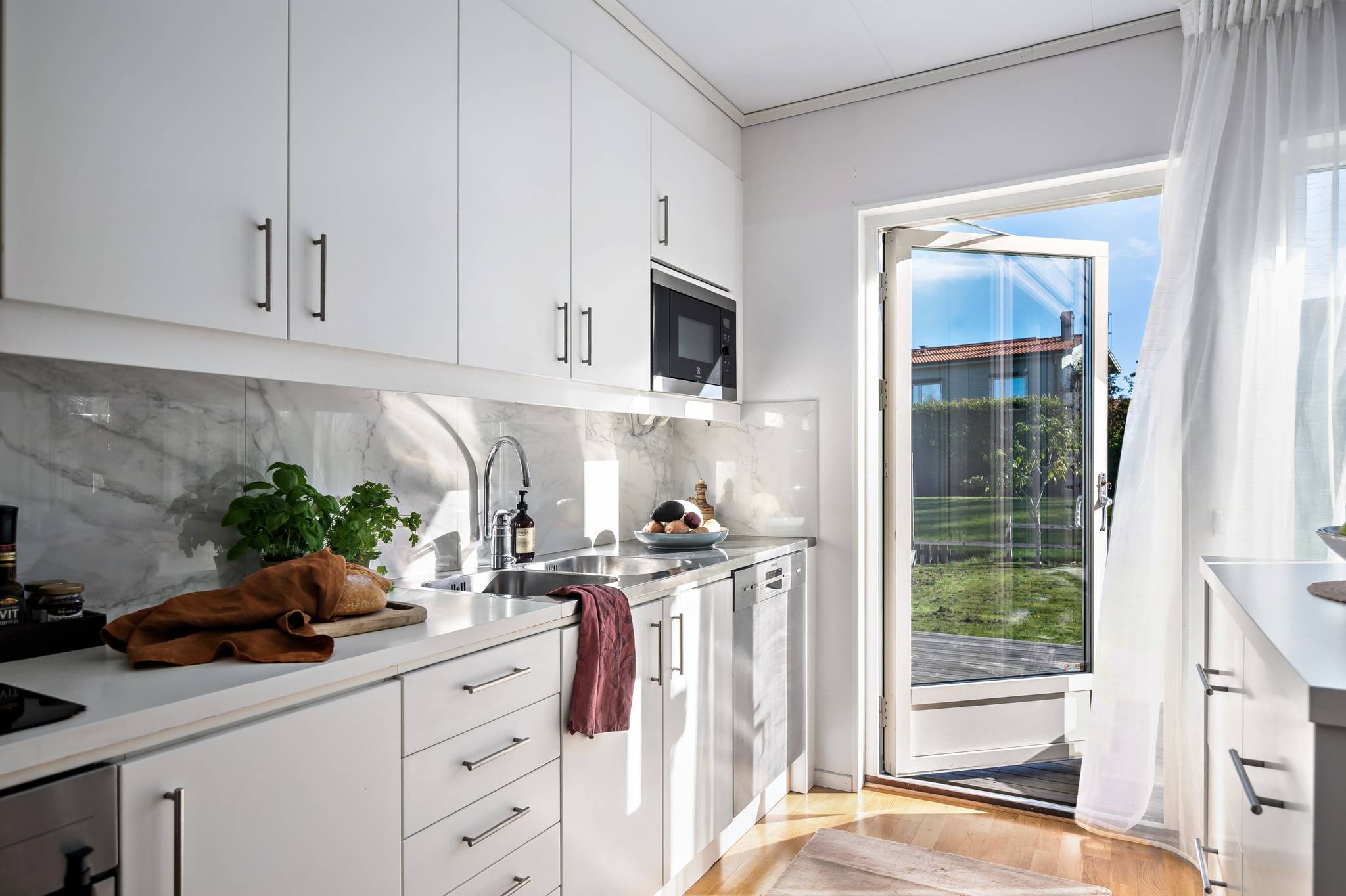5 rum Radhus på Slåtterhagen 13 Kyrkviken Haninge kommun - bild 20