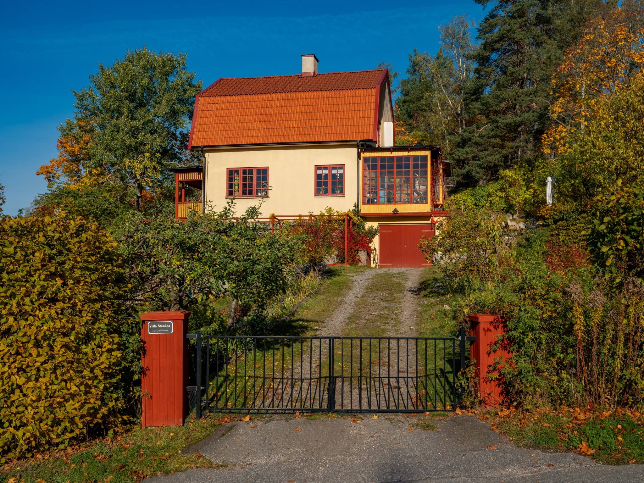 4 rum Villa på Furubergsvägen 5 Folkparksområdet Upplands Väsby kommun - bild 9