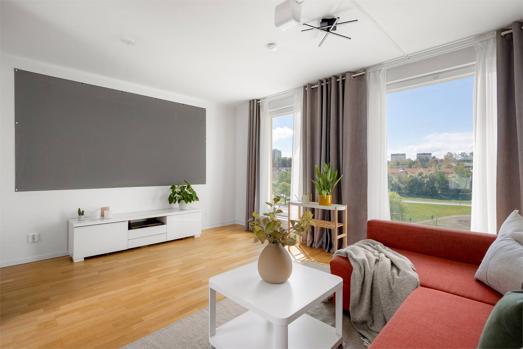 5 rum radhus på Ljusdalsgatan 31 Vällingby Parkstad / Råcksta, Stockholms kommun - bild 3