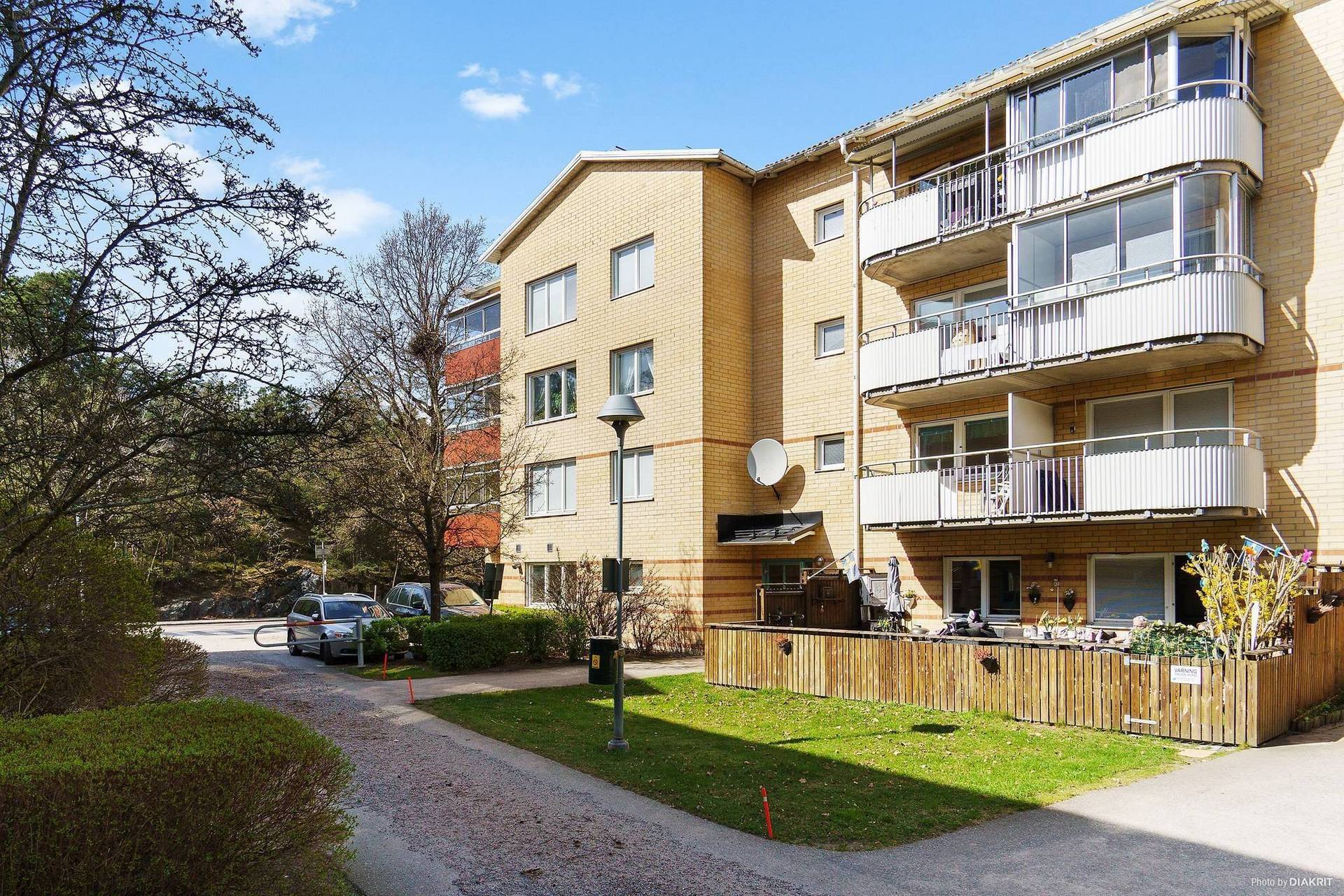2 rum lägenhet på Tre Källors väg 9 Norsborg, Botkyrka kommun - bild 1
