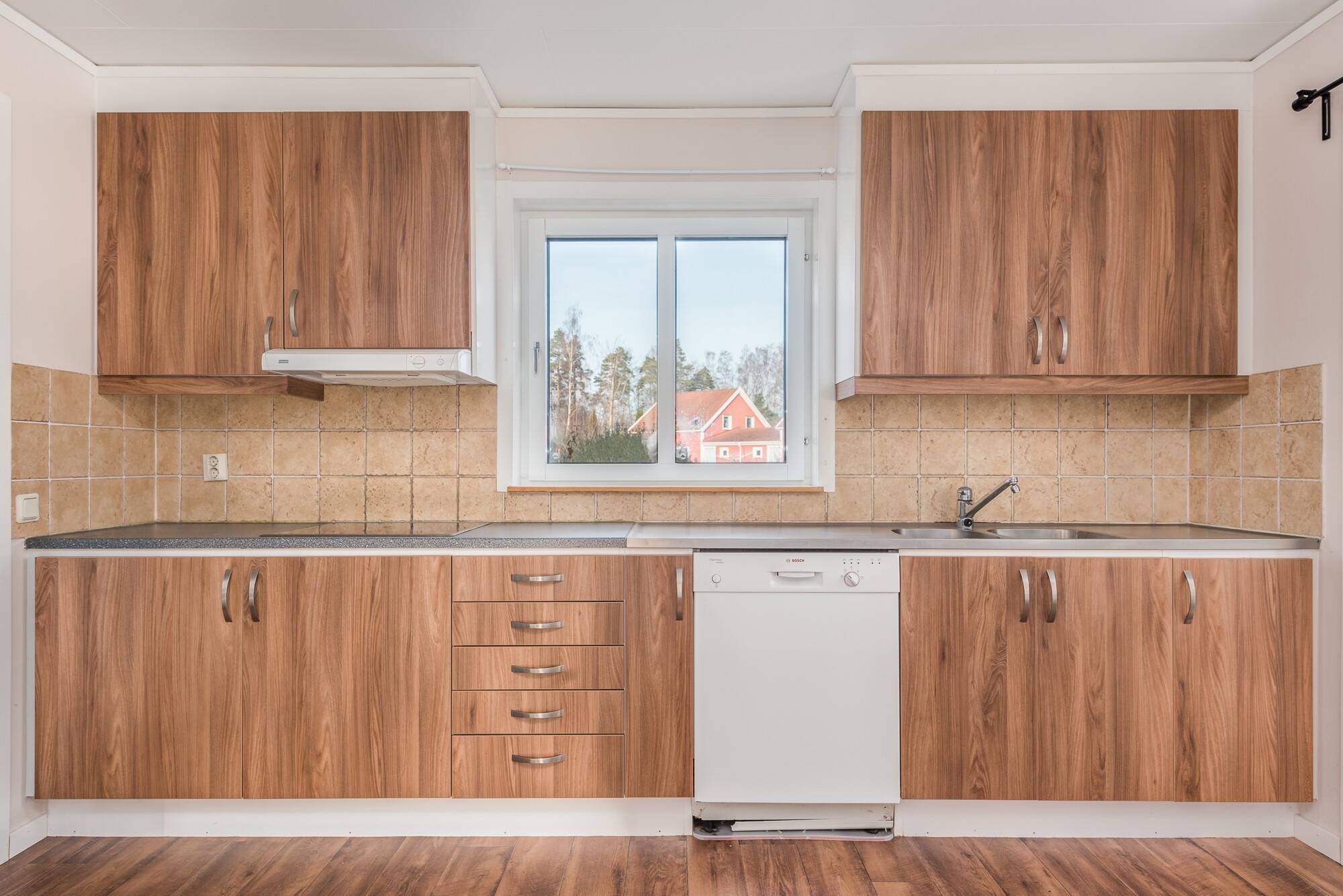 4 rum Villa på Grönsaksvägen 13B MJÖLBY - ÖSTRA Mjölby kommun - bild 4