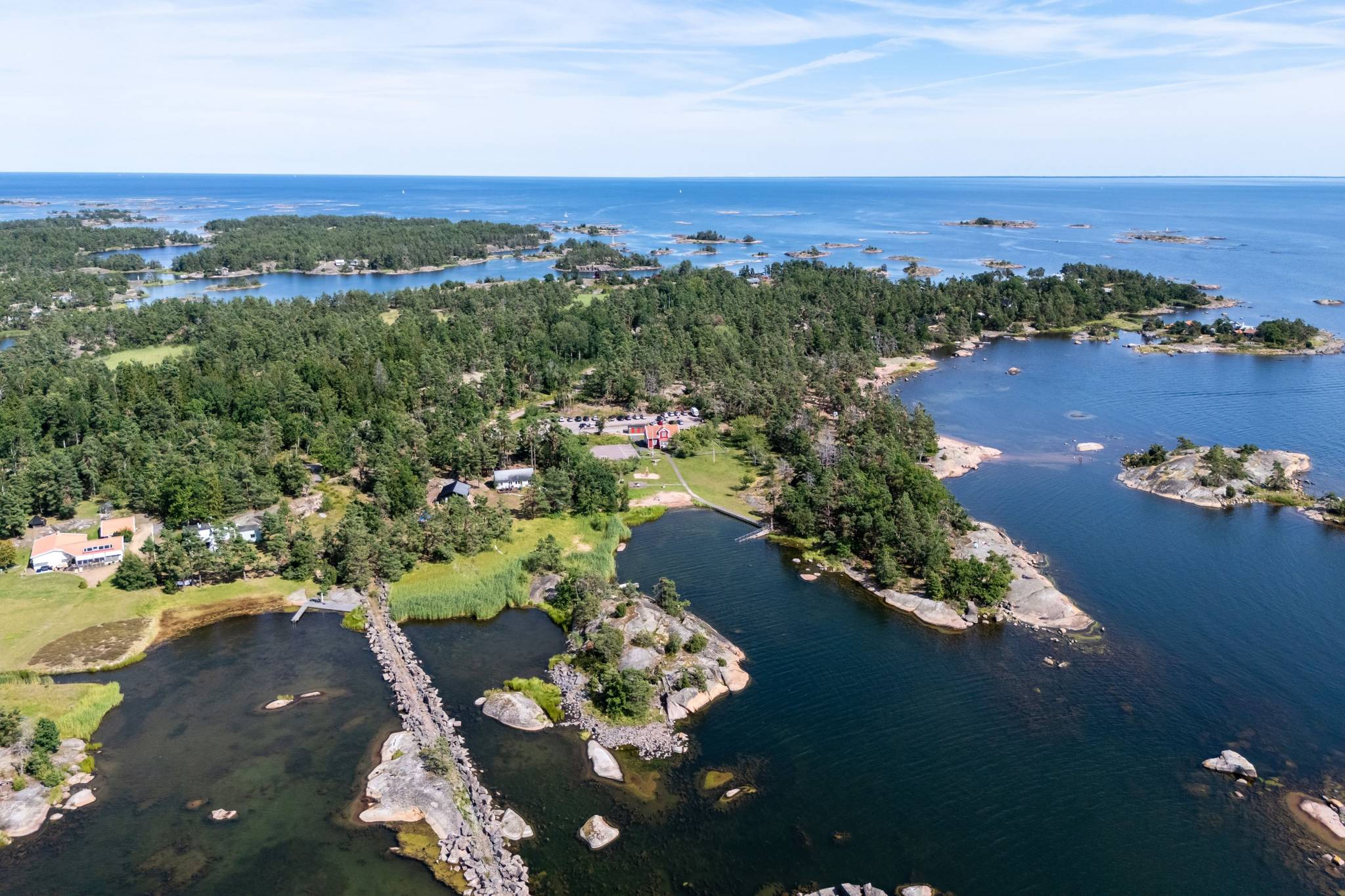 gård/skog på 14 byggrätter vid havet – en sällsynt möjlighet i Dragskär Oskarshamn, Oskarshamns kommun - bild 1