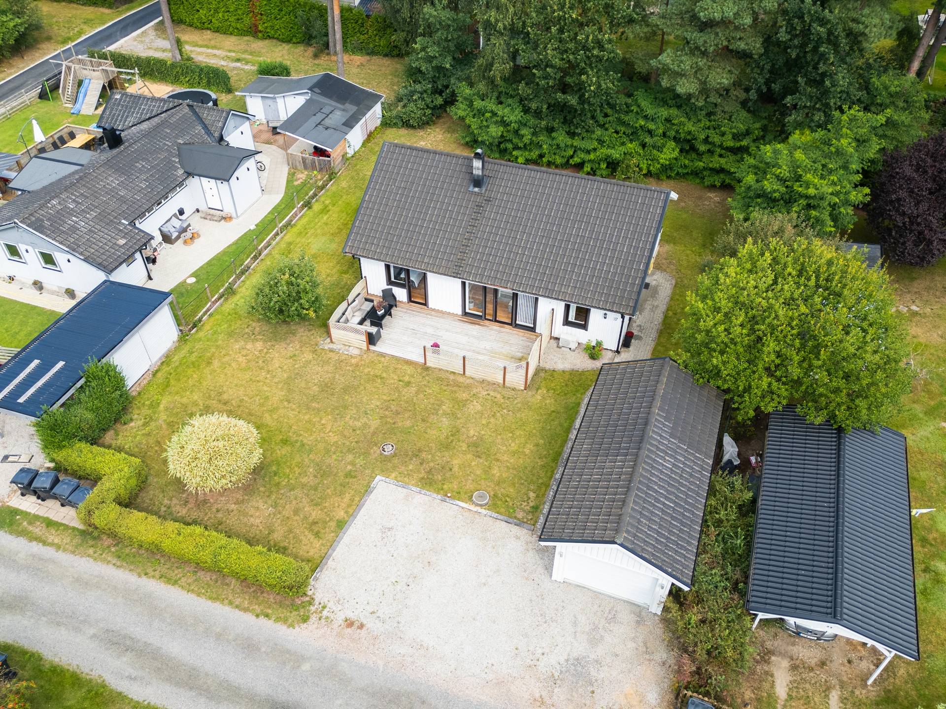 4 rum Villa på Kaprifolvägen 37 Svansjö Sommarby Sjöbo kommun - bild 2