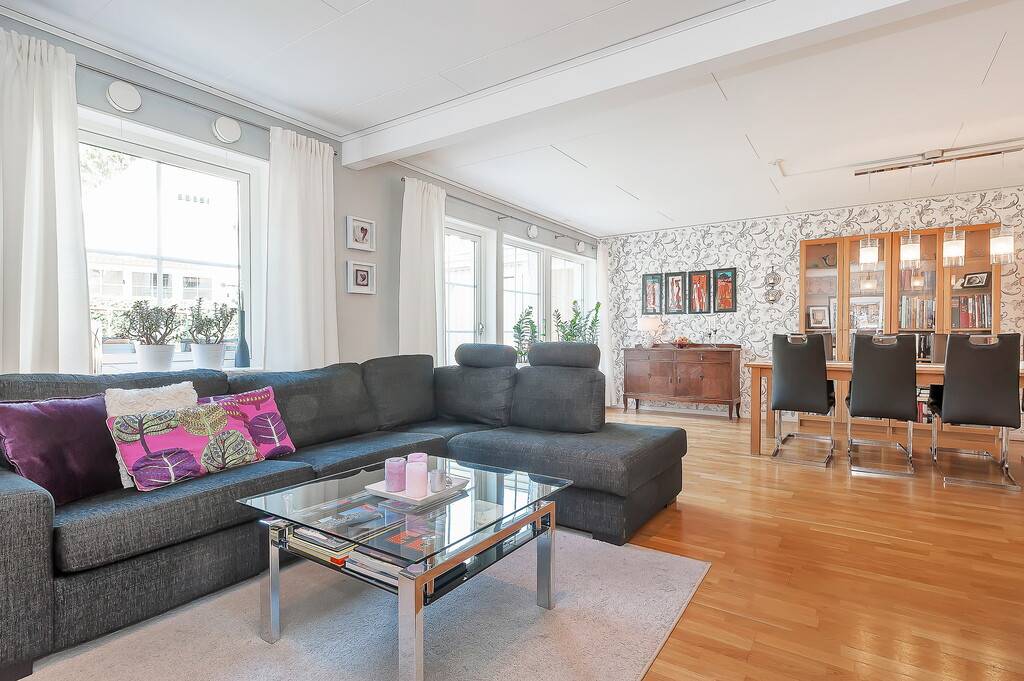 5 rum Villa på Stora rönnens gränd 12 Gribbylund Täby kommun - bild 10