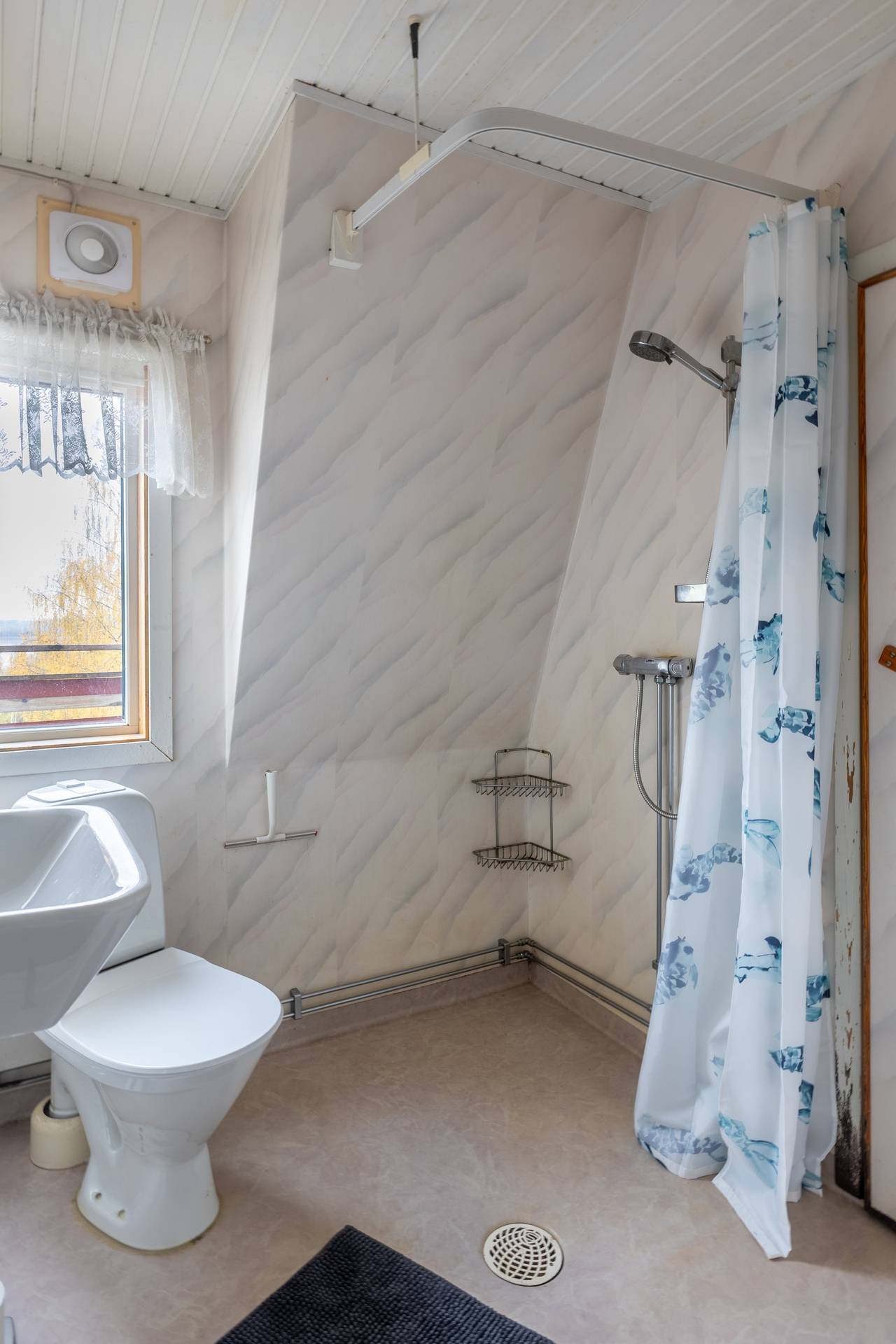 4 rum Villa på Järnvägsgatan 25 Timrå Timrå kommun - bild 26