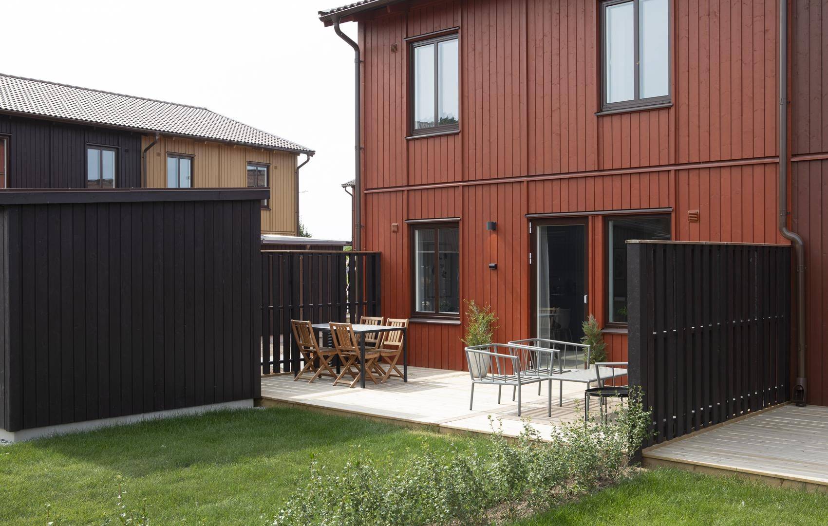 5 rum radhus på Sjöstråket Eds Allé, Upplands Väsby kommun - bild 1
