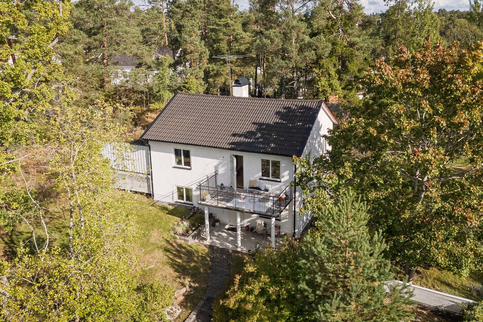 5 rum villa på Gustavsviksvägen 19A Eriksvik, Nacka kommun - bild 2