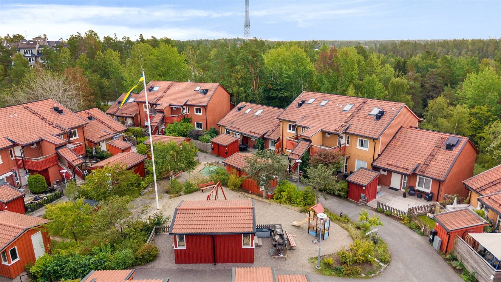 5 rum Lägenhet på Björkholmsvägen 221 Östra Orminge Nacka kommun - bild 1