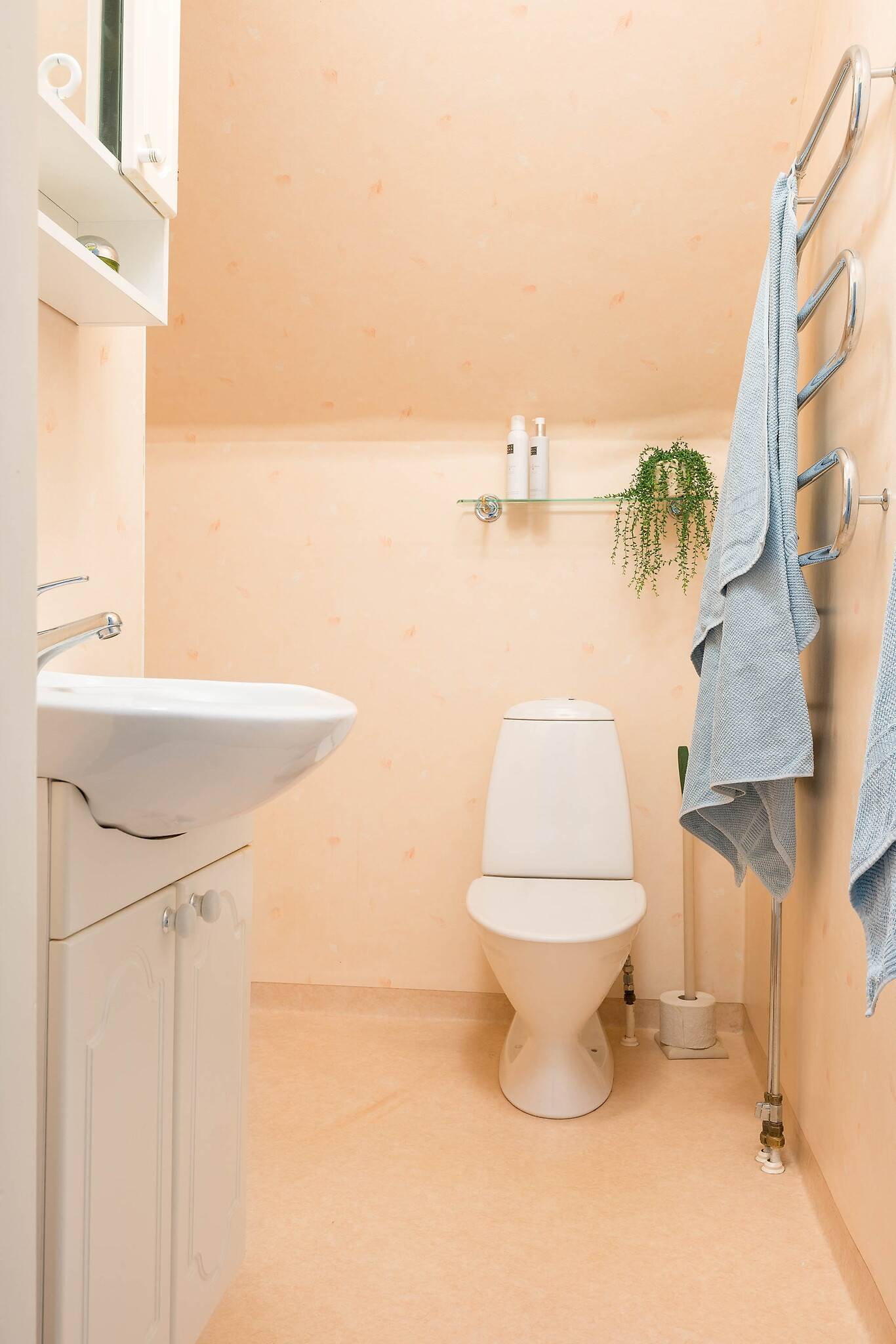 4 rum Villa på Billstavägen 25 ÖVERHÖRNÄS Örnsköldsviks kommun - bild 14