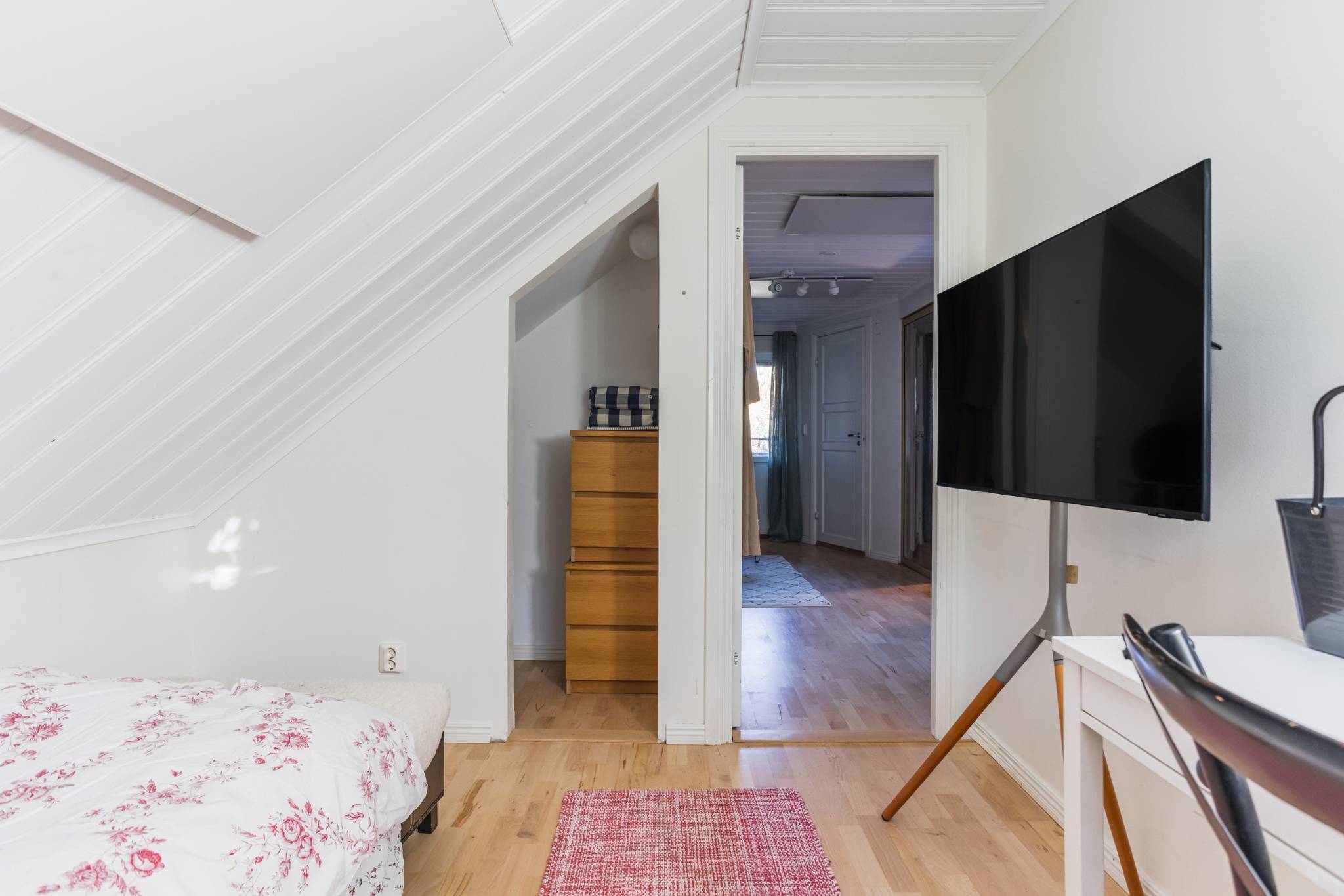 6 rum Villa på HAGBYVÄGEN 32 Gottsunda Österåkers kommun - bild 25