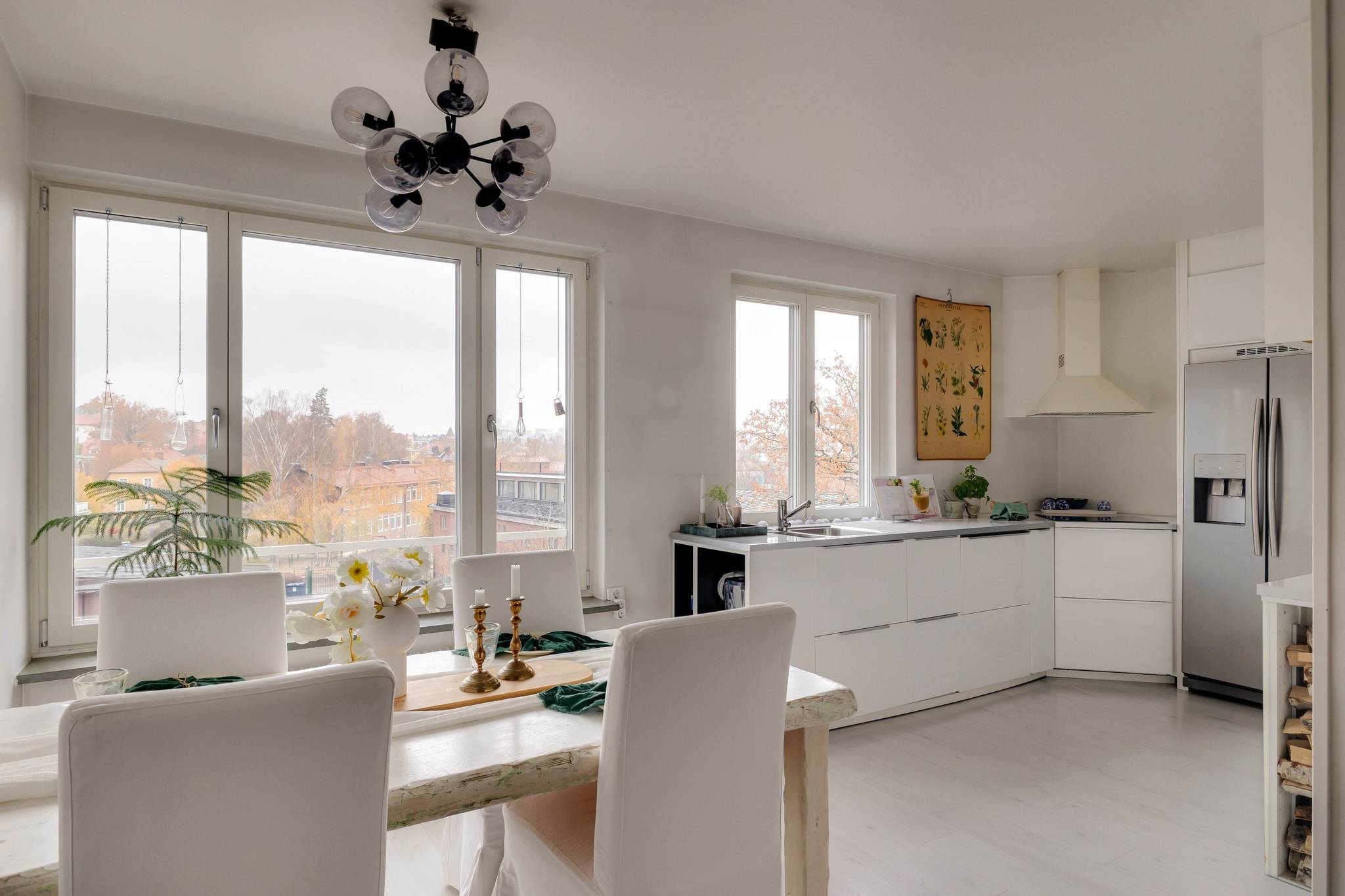 5 rum lägenhet på Vårvägen 3 Råsunda, Solna kommun - bild 1