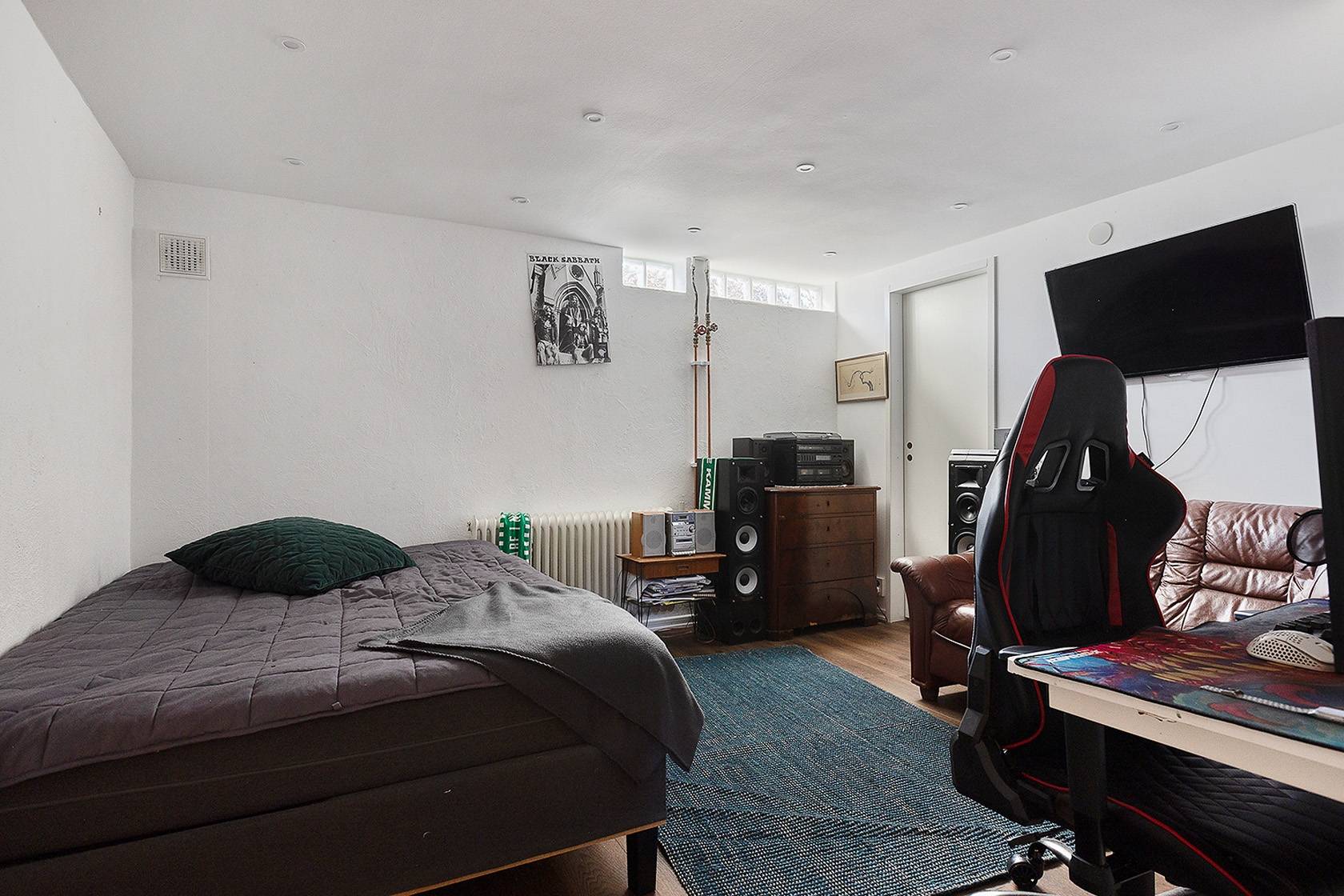 5 rum Radhus på Glanshammarvägen 8 Ringstorp. Örebro kommun - bild 15