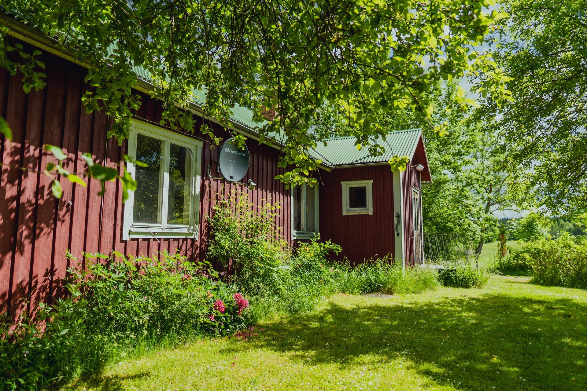 Gård med jordbruk på Sund 221 Sund Tierps kommun - bild 49