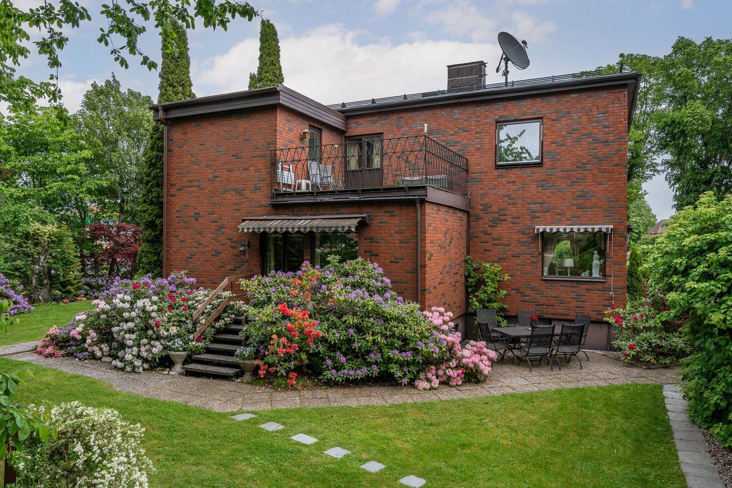 7 rum villa på Nybrogatan 2 Åmål, Åmåls kommun - bild 1