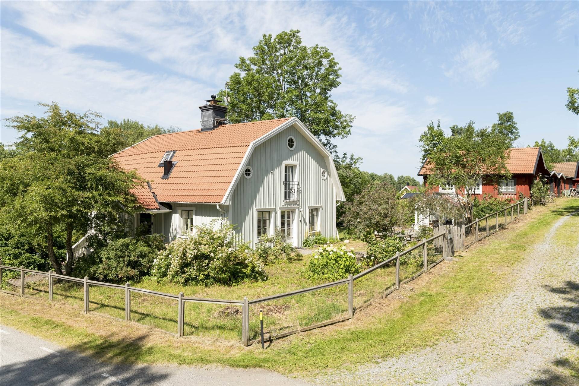 5 rum villa på Brobyvägen 11 Skebobruk, Norrtälje kommun - bild 1