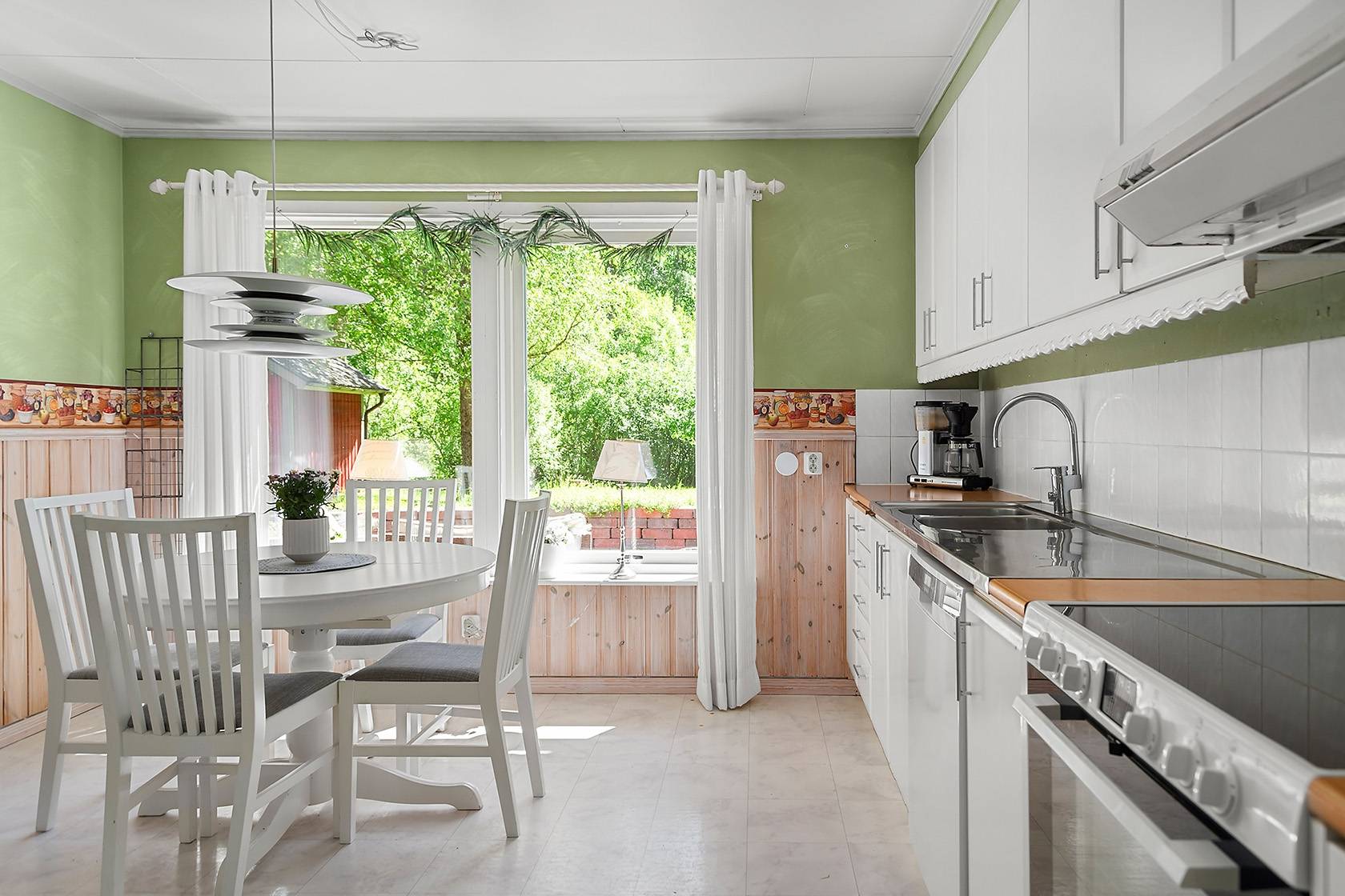 5 rum Villa på Brånsta 335 Kumla kommun - bild 11