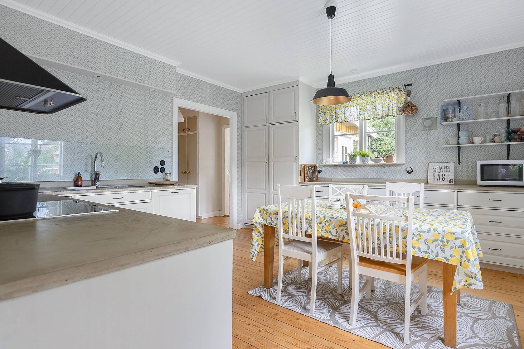 5 rum villa på Fjugesta letstig 24 Fjugesta, Lekebergs kommun - bild 2