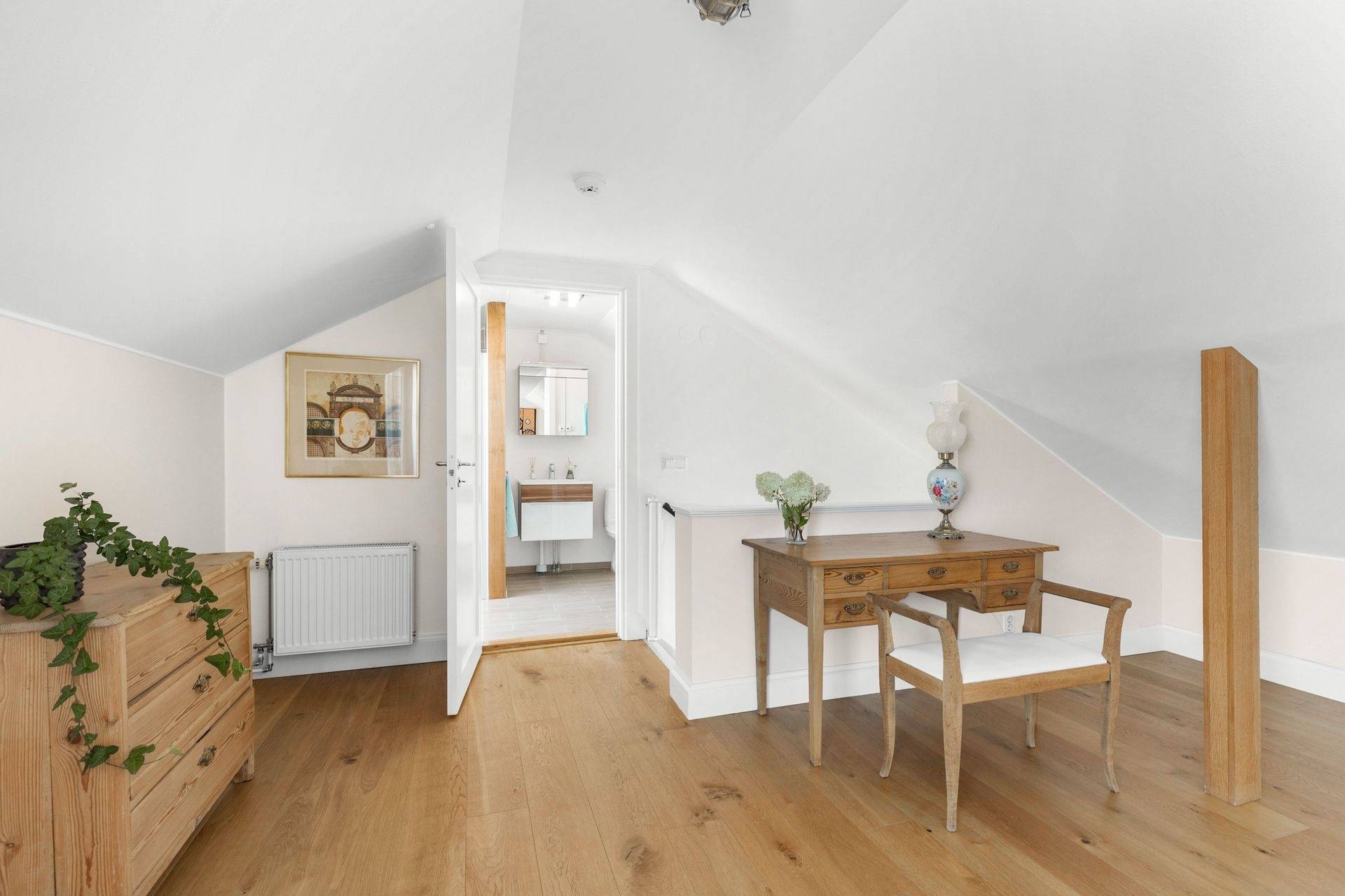 6 rum Radhus på Kärnbogatan 6D Mariefred Strängnäs kommun - bild 42