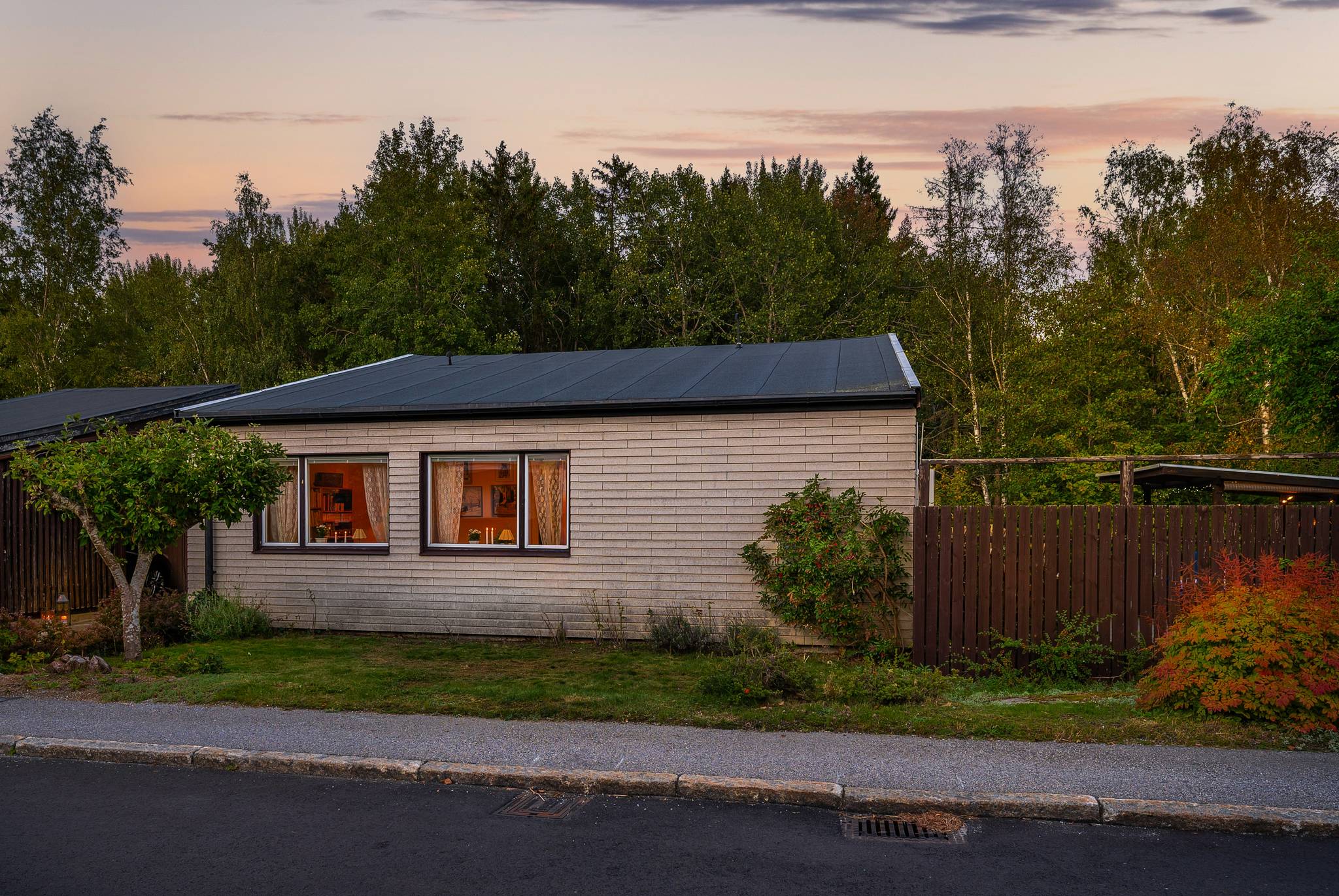 7 rum villa på Champinjonvägen 23 Sörskogen - Huddinge, Huddinge kommun - bild 1