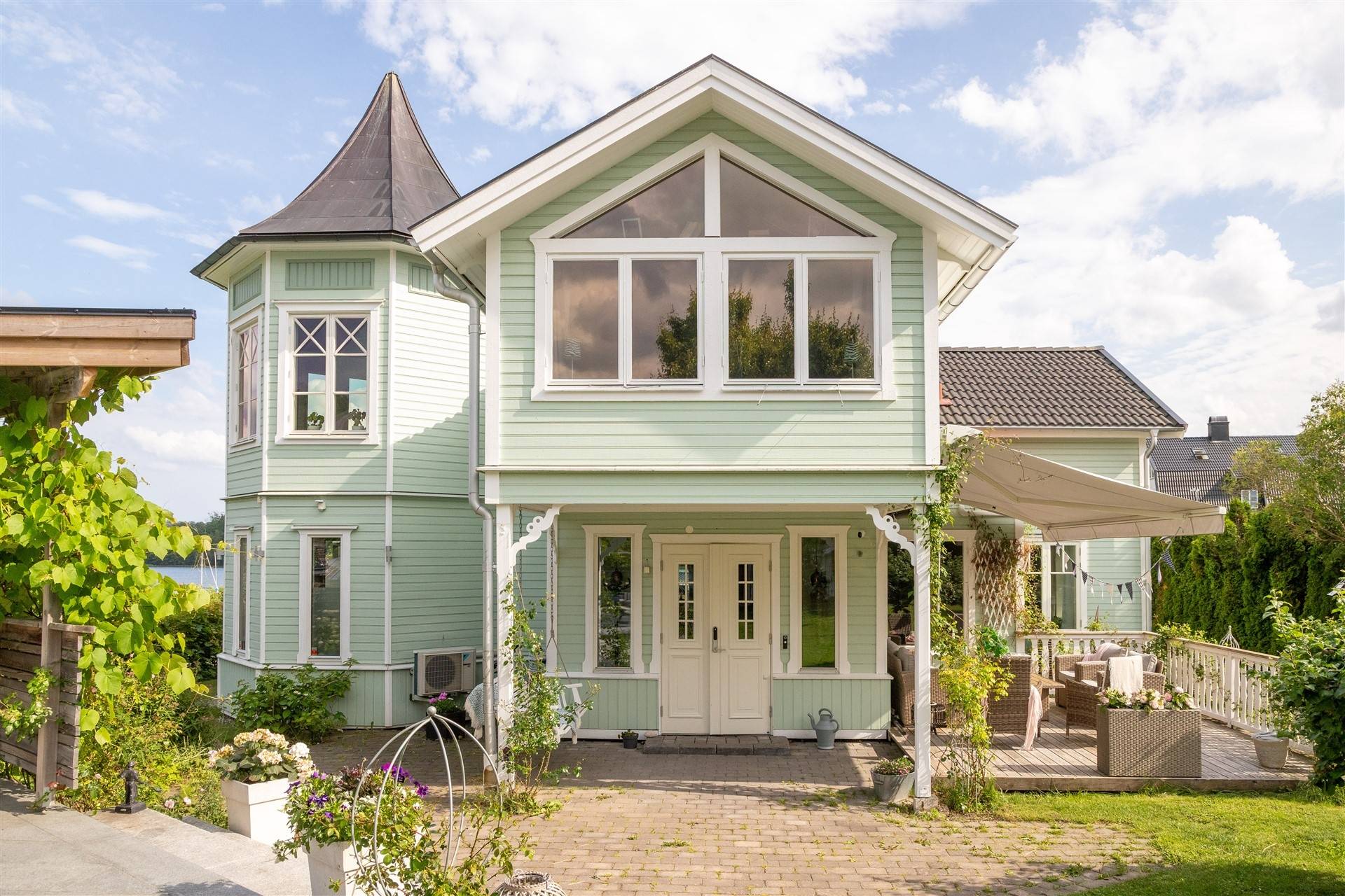 8 rum villa på Buhregatan 6 Kvisthamra, Norrtälje kommun - bild 3