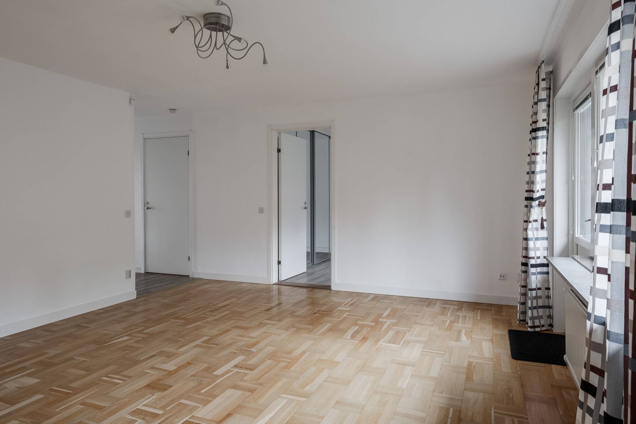 3 rum Radhus på Barkvägen 25E Ryd Skövde kommun - bild 10