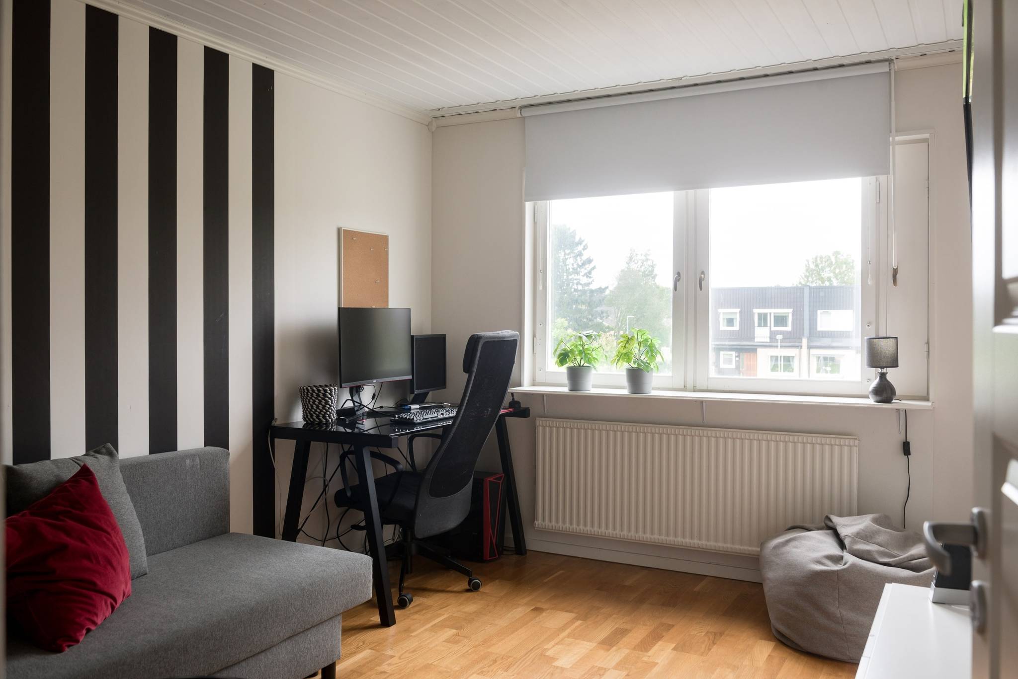 6 rum Radhus på Bronsdolksgatan 27 Brandthovda Västerås kommun - bild 32