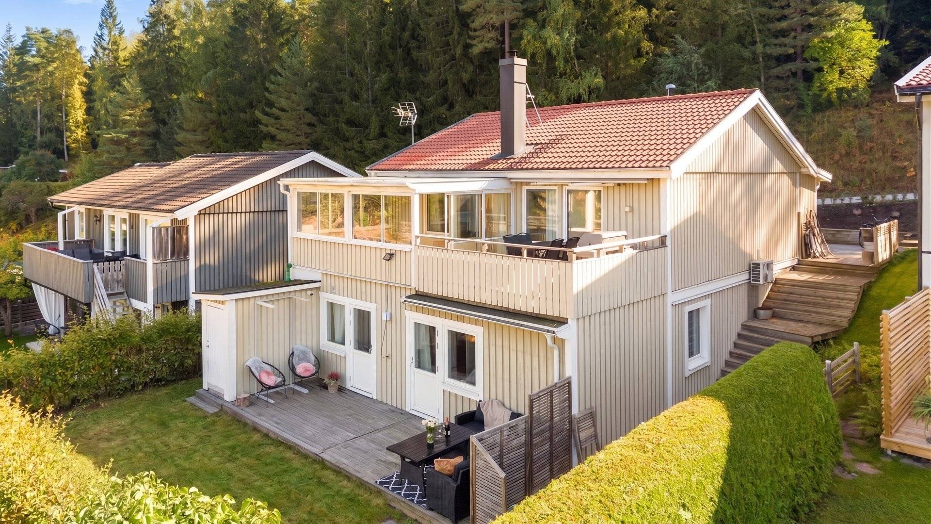 6 rum villa på Strandbacken 10 Uttran, Botkyrka kommun - bild 1