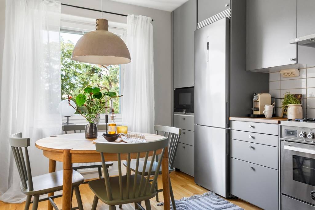 5 rum Lägenhet på Vintrosagatan 11, vån 2 Hagsätra Stockholms kommun - bild 9