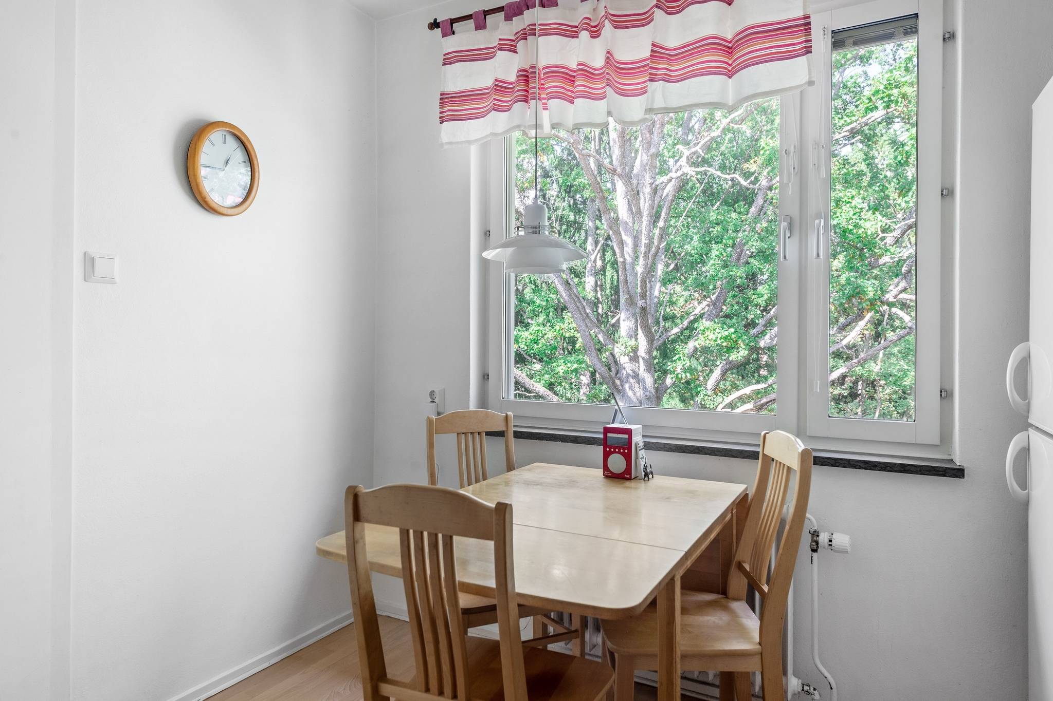 2 rum Lägenhet på Smörbrödsvägen 23, vån 3/3 Sköndal Stockholms kommun - bild 8