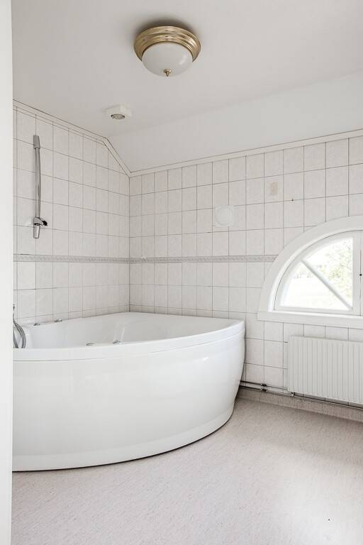 11 rum Villa på Kyrkefalla Prästgård 1 Landet utanför Tibro Tibro kommun - bild 70