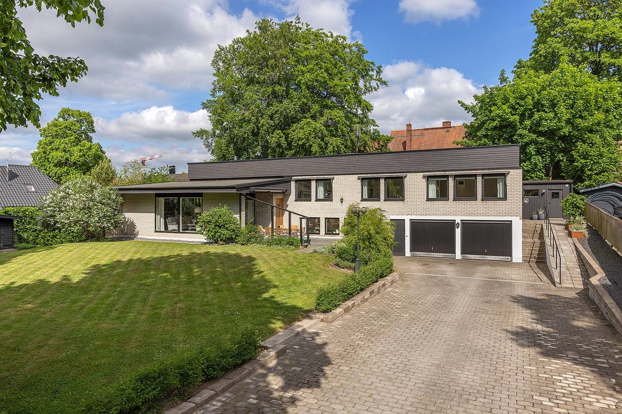 7 rum Villa på Skolgatan 17 Trollsjöområdet Eslövs kommun - bild 2