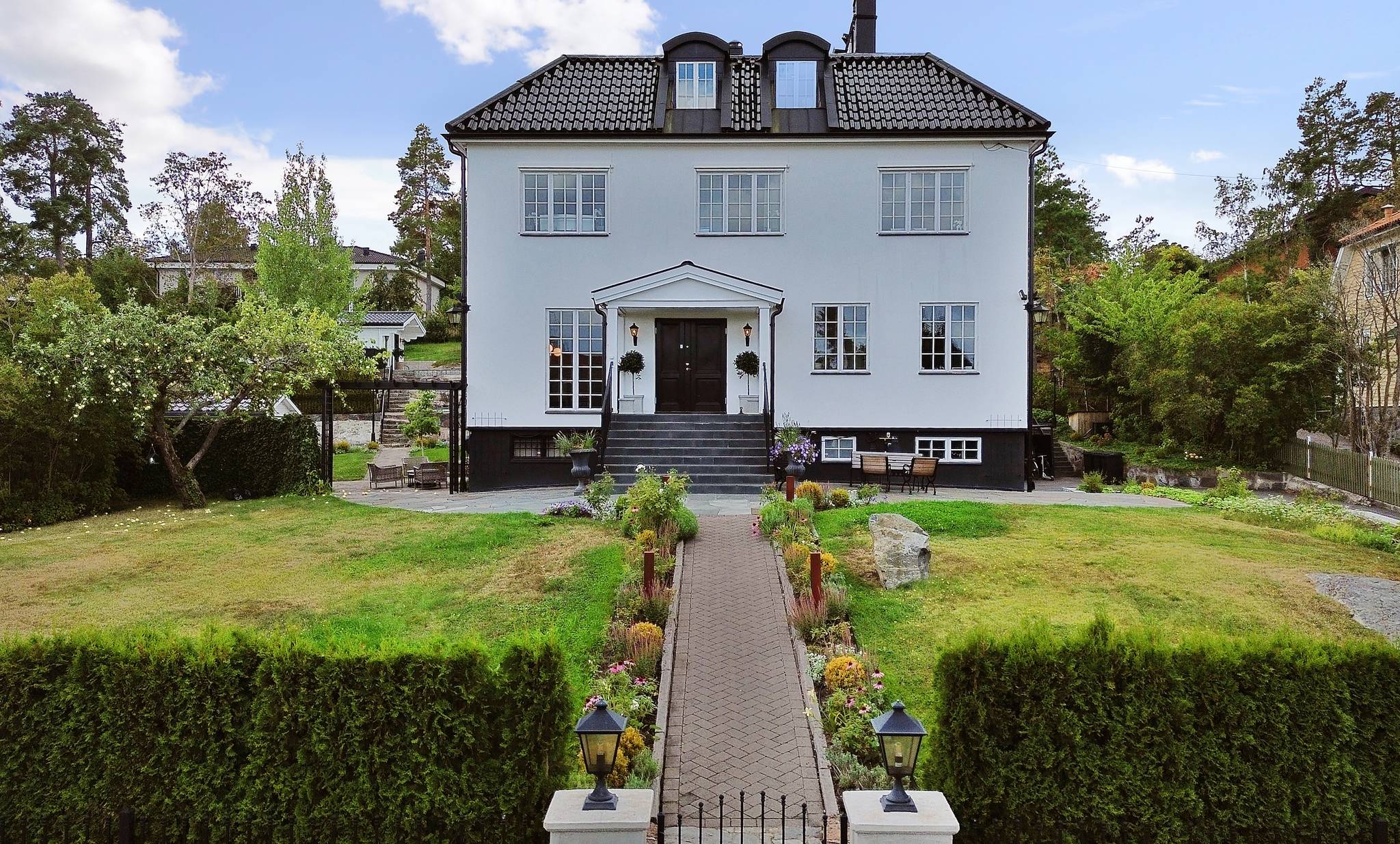 10 rum villa på Gustafsvägen 10 Hersby, Lidingö kommun - bild 2