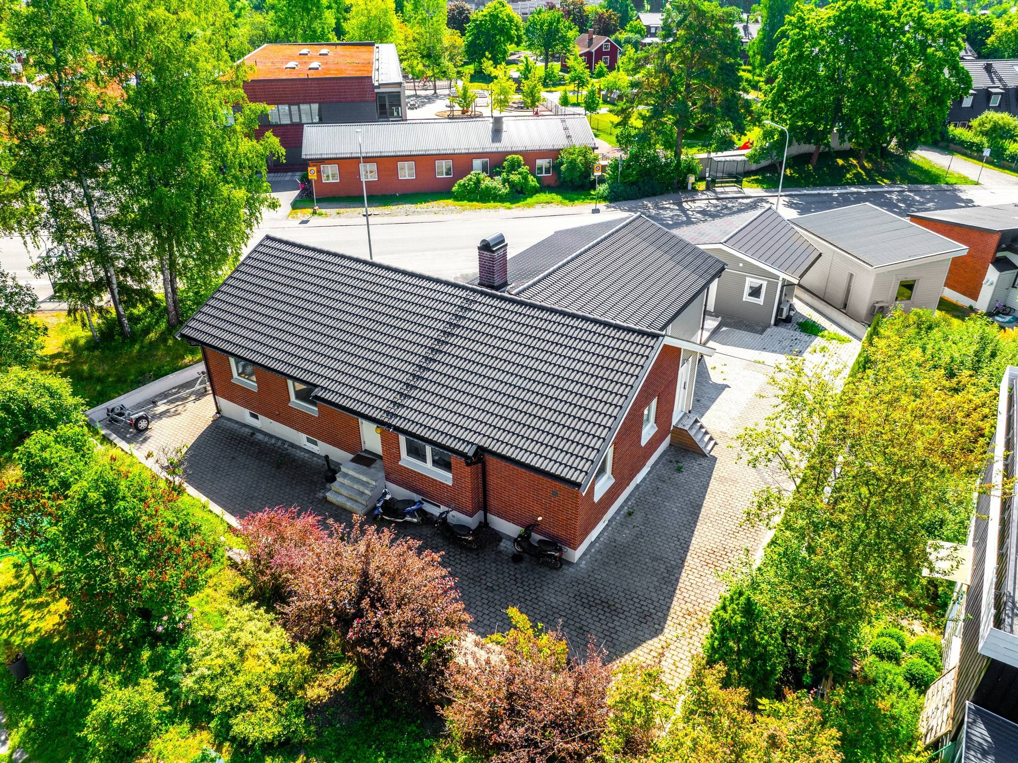 8 rum villa på Hästskovägen 27 Jakobsberg, Järfälla kommun - bild 4