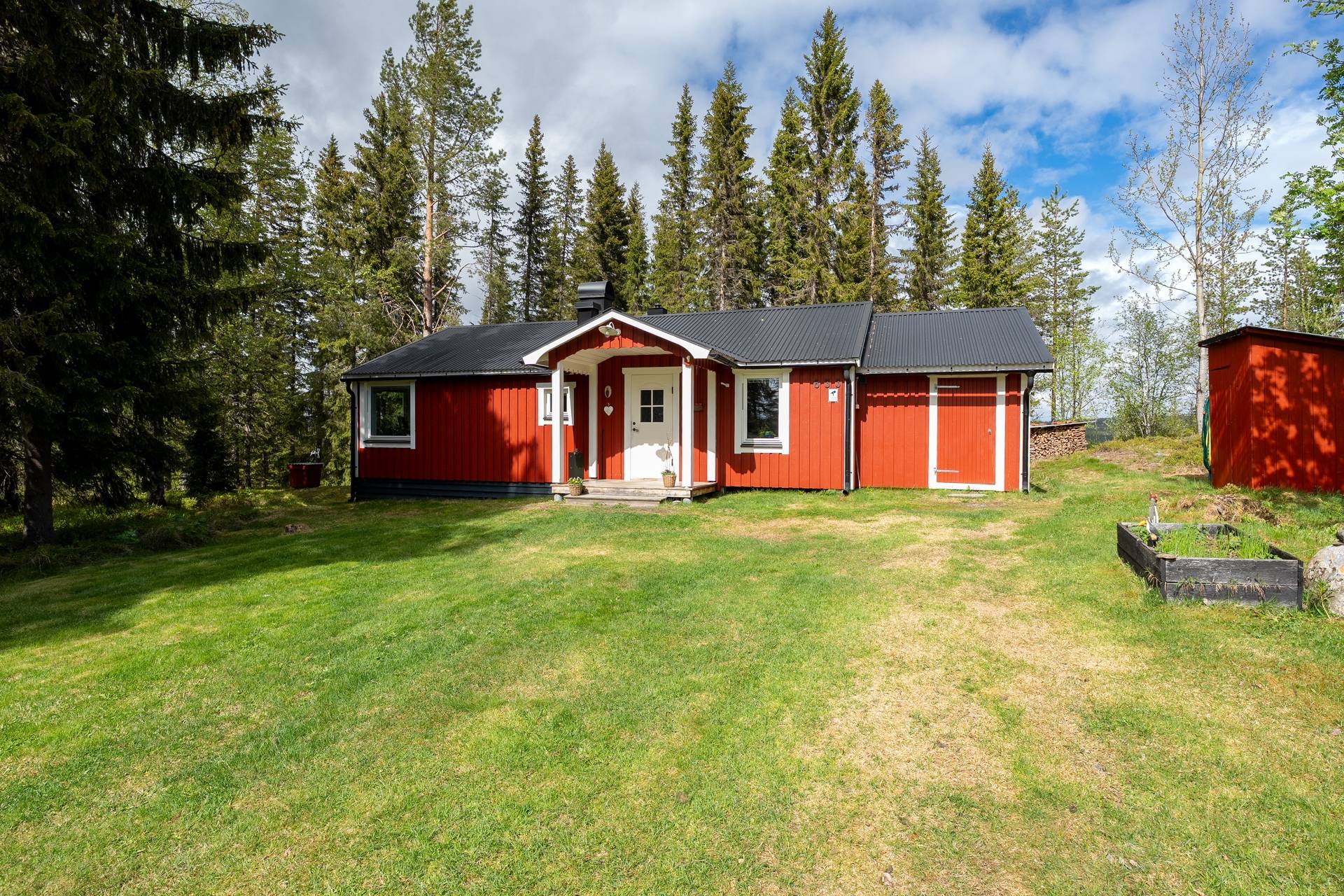 3 rum villa på Söderåsen 633 Offerdal, Krokoms kommun - bild 1