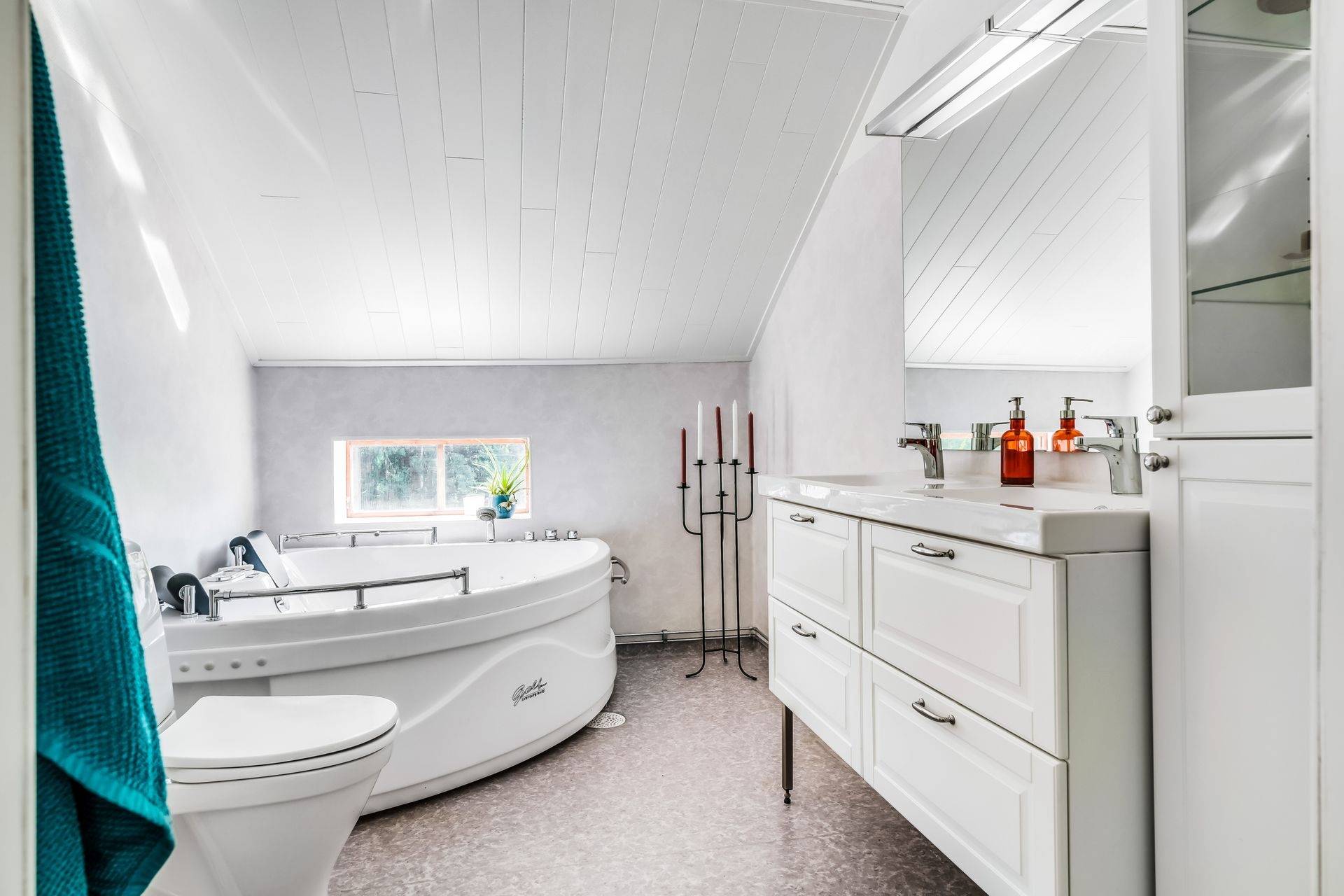 7 rum Villa på Getingstabodum 151 Björna Örnsköldsviks kommun - bild 17