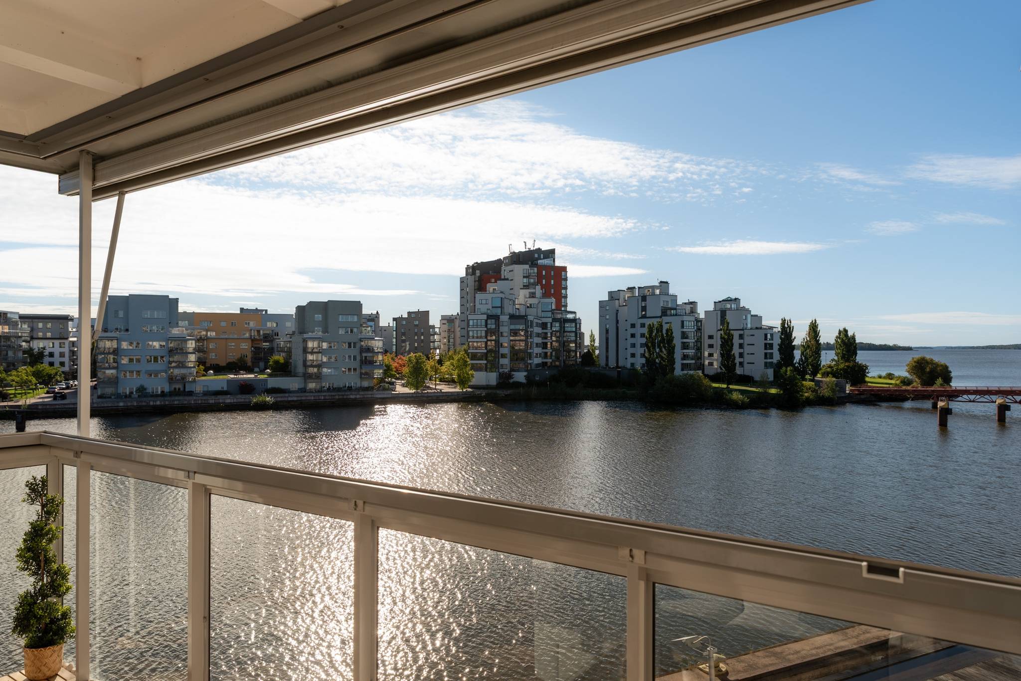 3 rum Lägenhet på Magasinsgatan 4 Östra Hamnen Västerås kommun - bild 3