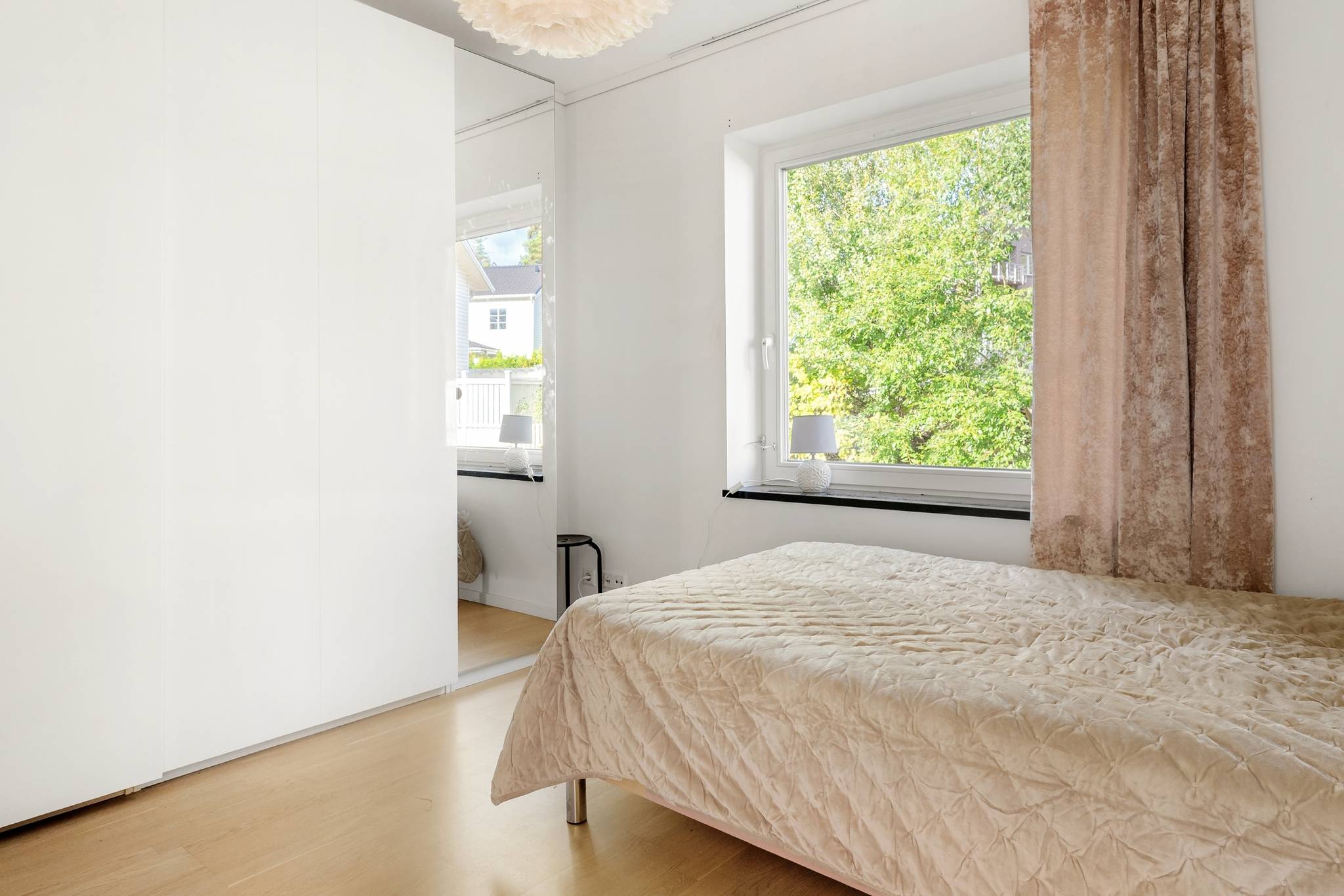 6 rum Radhus på Gåsörtsvägen 10 Sundbyberg - Ursvik Sundbybergs kommun - bild 17