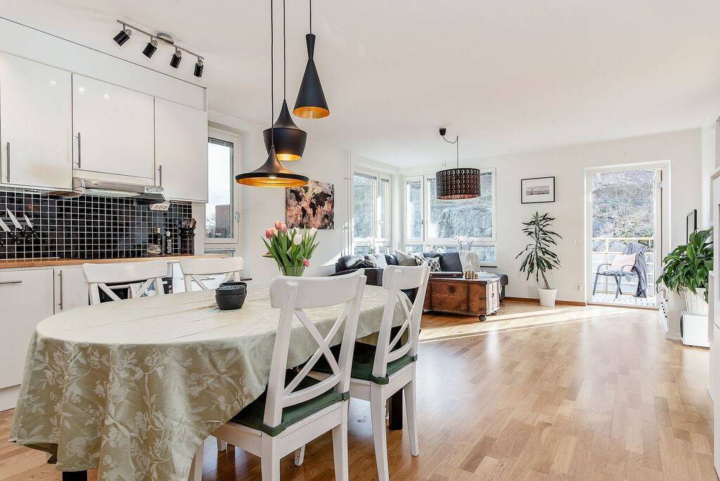 3 rum Lägenhet på Hägerstensvägen 97 B Aspudden Stockholms kommun - bild 2
