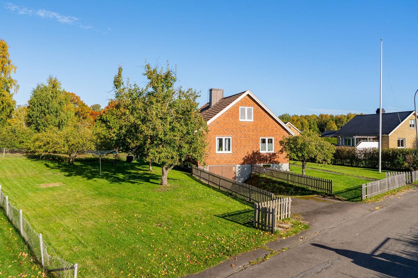 5 rum Villa på Lönnegatan 3 Skara Väst - Landsbygd Skara kommun - bild 2