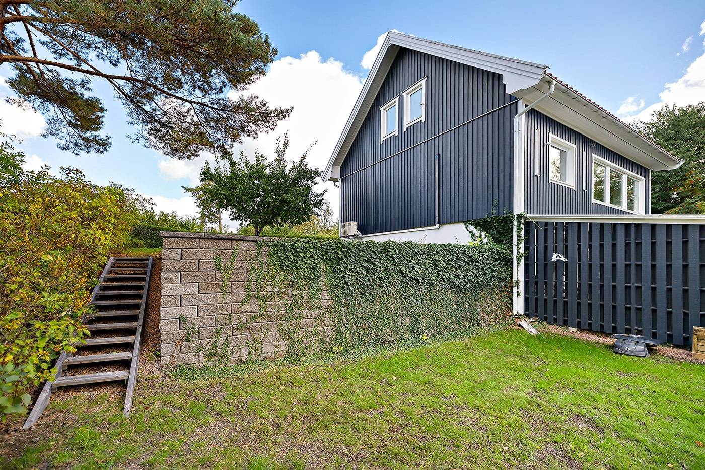 6 rum Villa på Blixtvägen 51 Berghem Järfälla kommun - bild 16