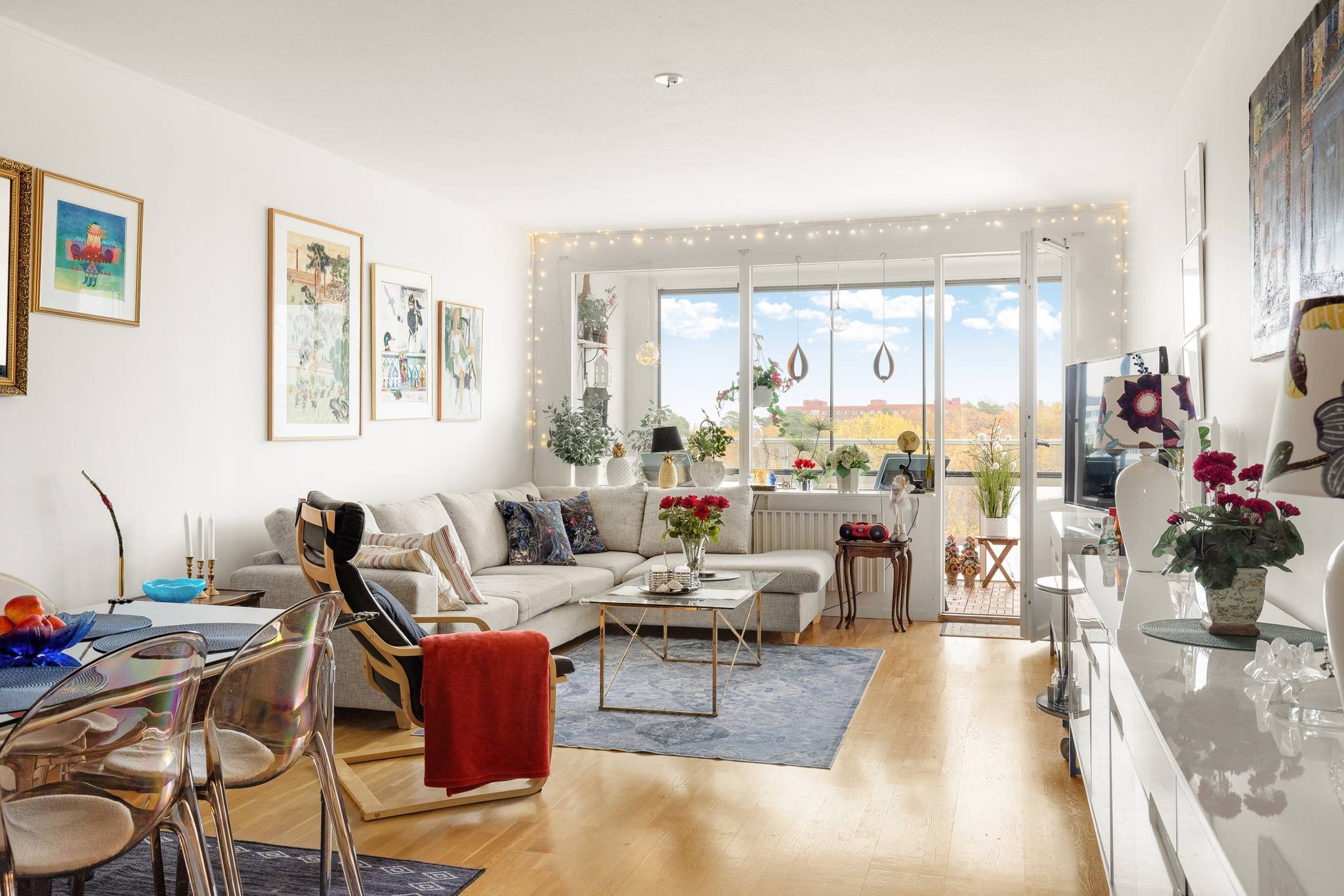 3 rum lägenhet på Krysshammarvägen 6 Huvudsta, Solna kommun - bild 1