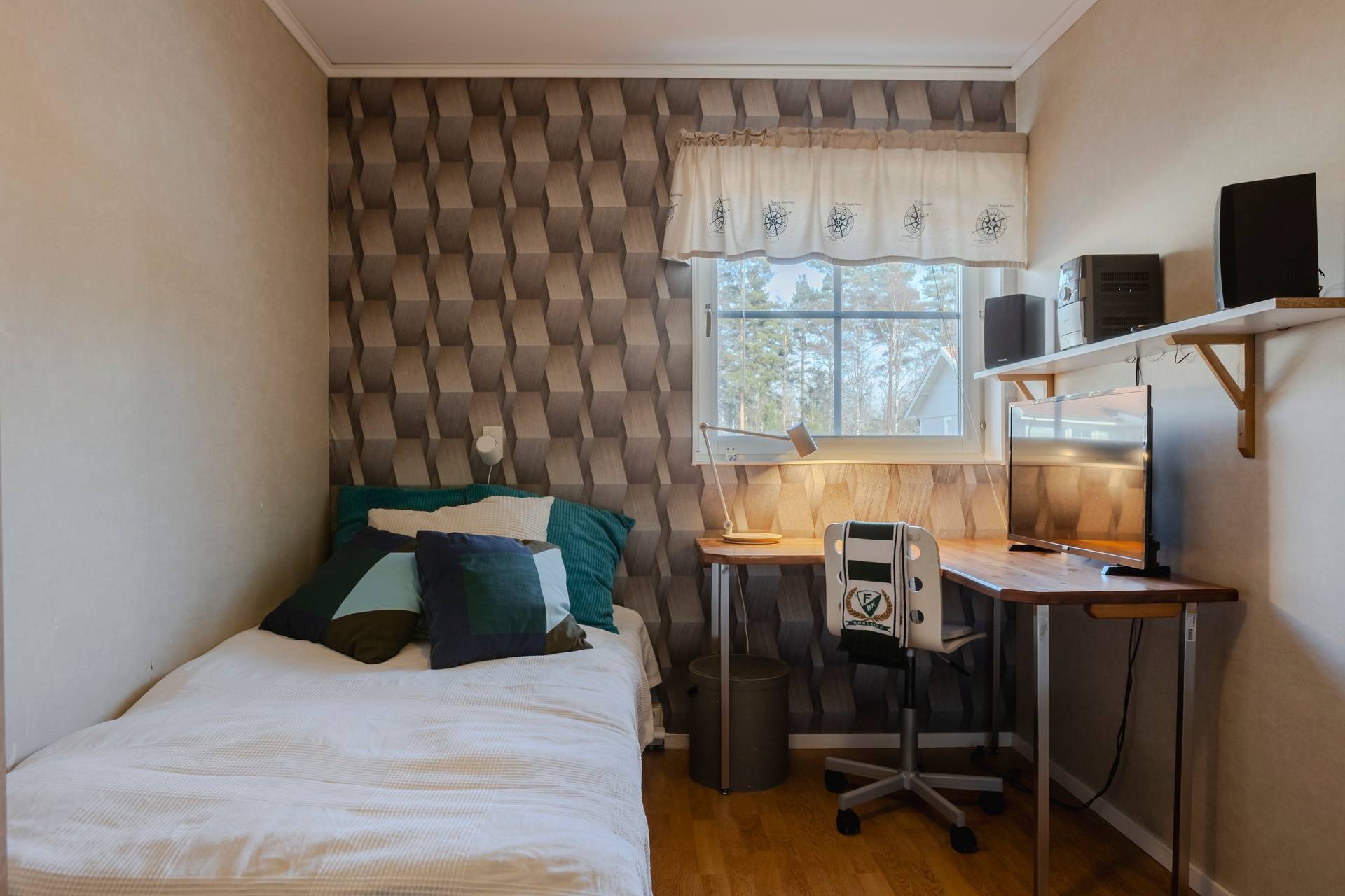 4 rum Par-/kedje-/radhus på Gnejsvägen 8C Stenåsen Kils kommun - bild 37
