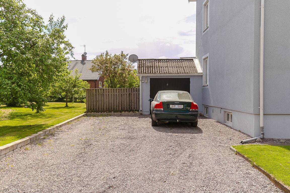 188 m² Villa på Rådagatan 27 Centralt Lidköpings kommun - bild 3