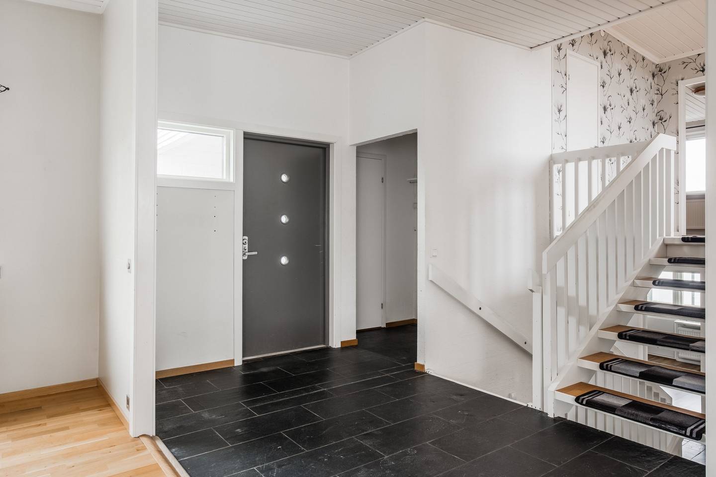 6 rum Villa på Klarabergsgatan 11 Väster Hjo kommun - bild 13