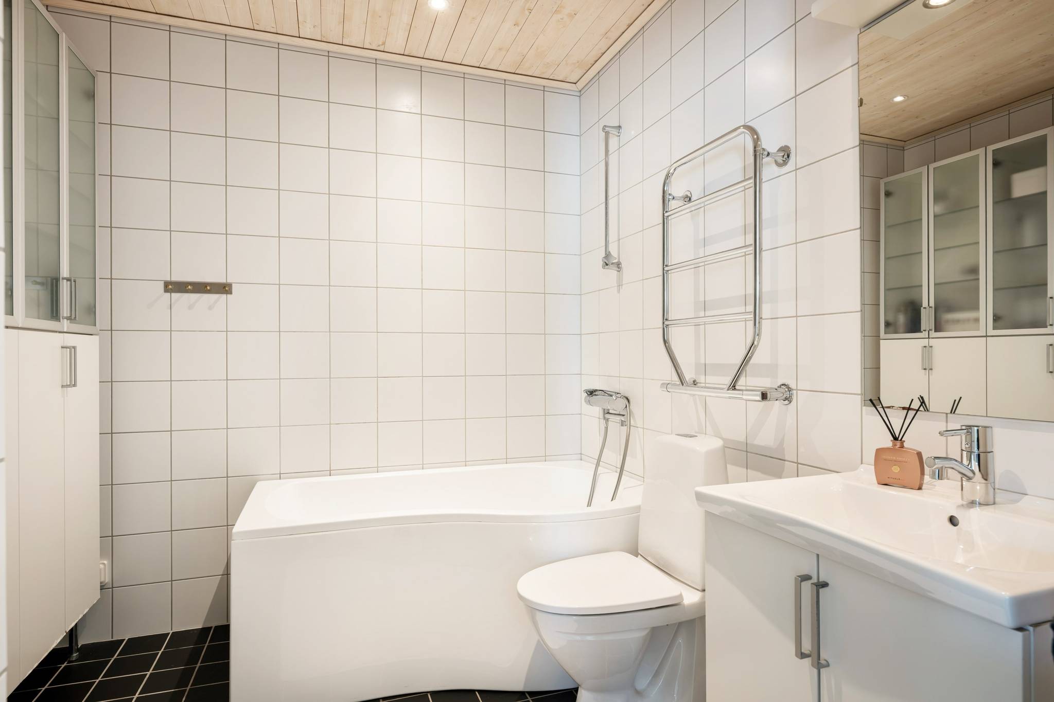 143 m² Kedjehus på Torpängsbacken 66 Gribbylund Täby kommun - bild 27