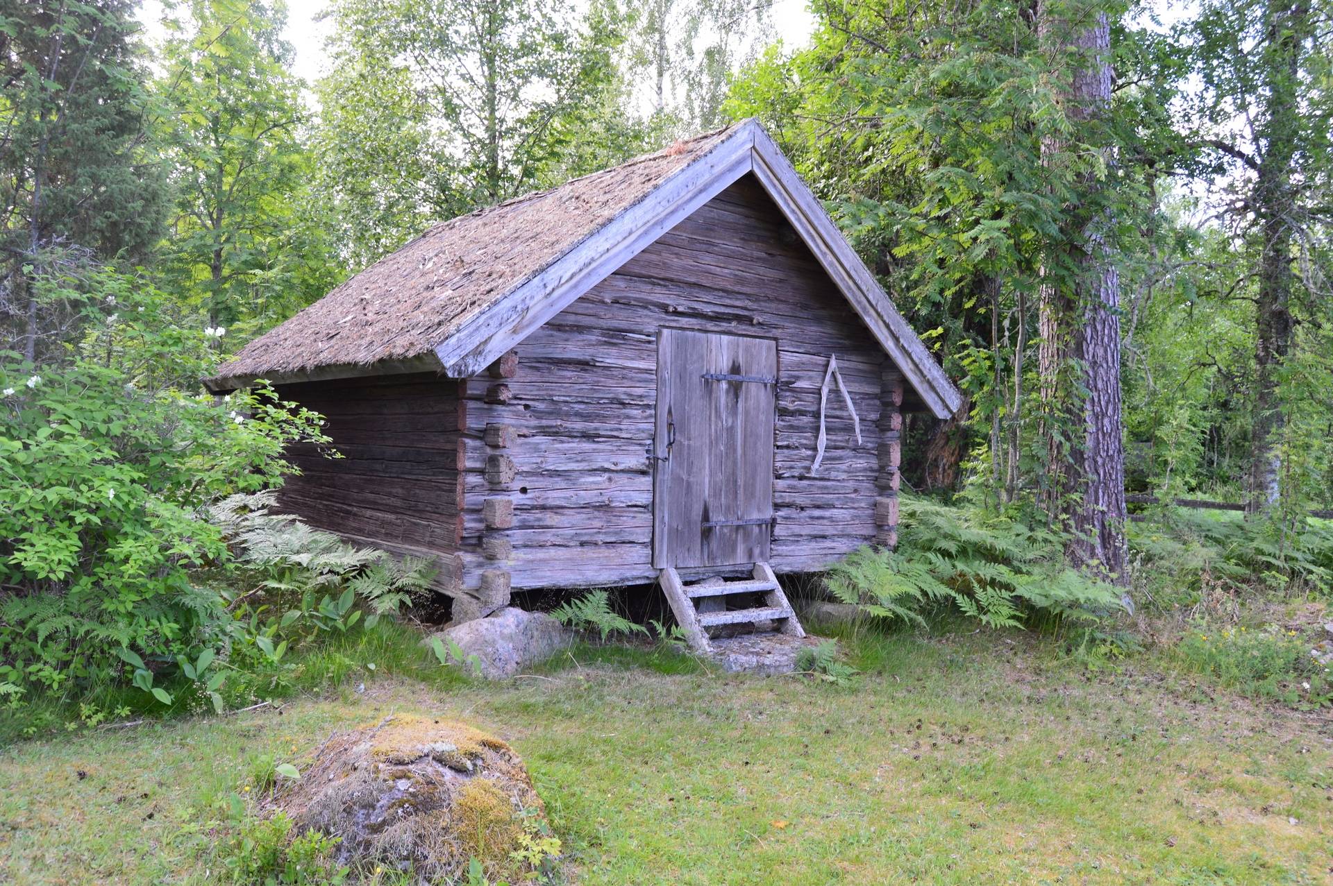 Gård med jordbruk på Sömskars skogen Sandvikens kommun - bild 12